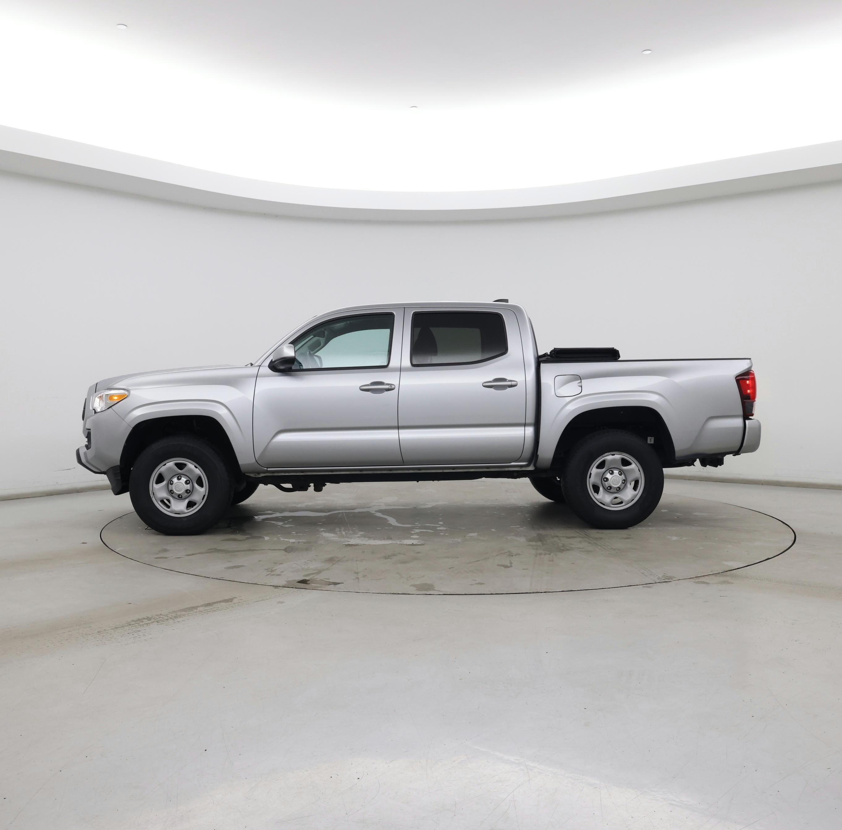 Thumbnail: 2022 Toyota Tacoma - 3