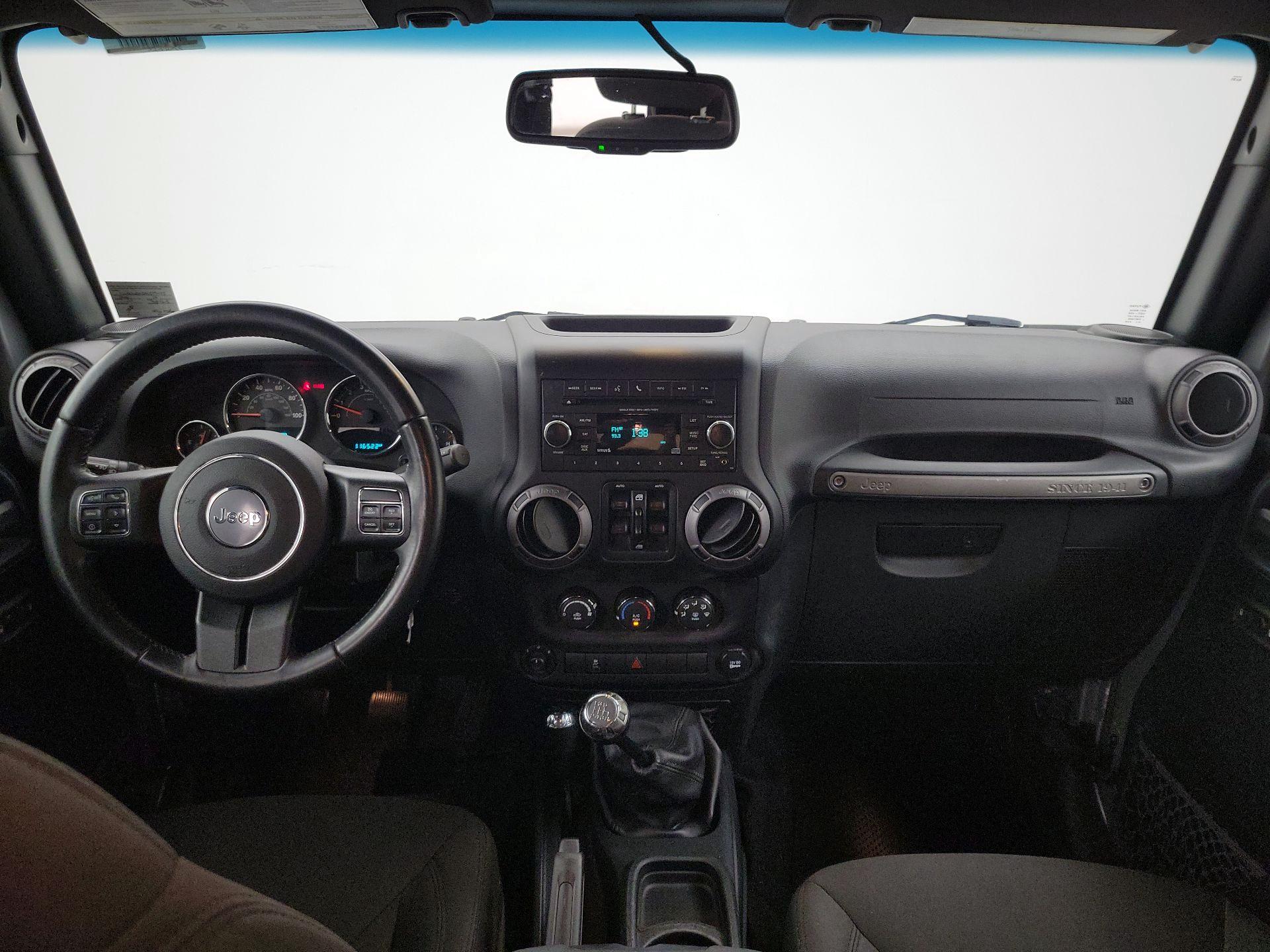 Thumbnail: 2017 Jeep Wrangler - 9