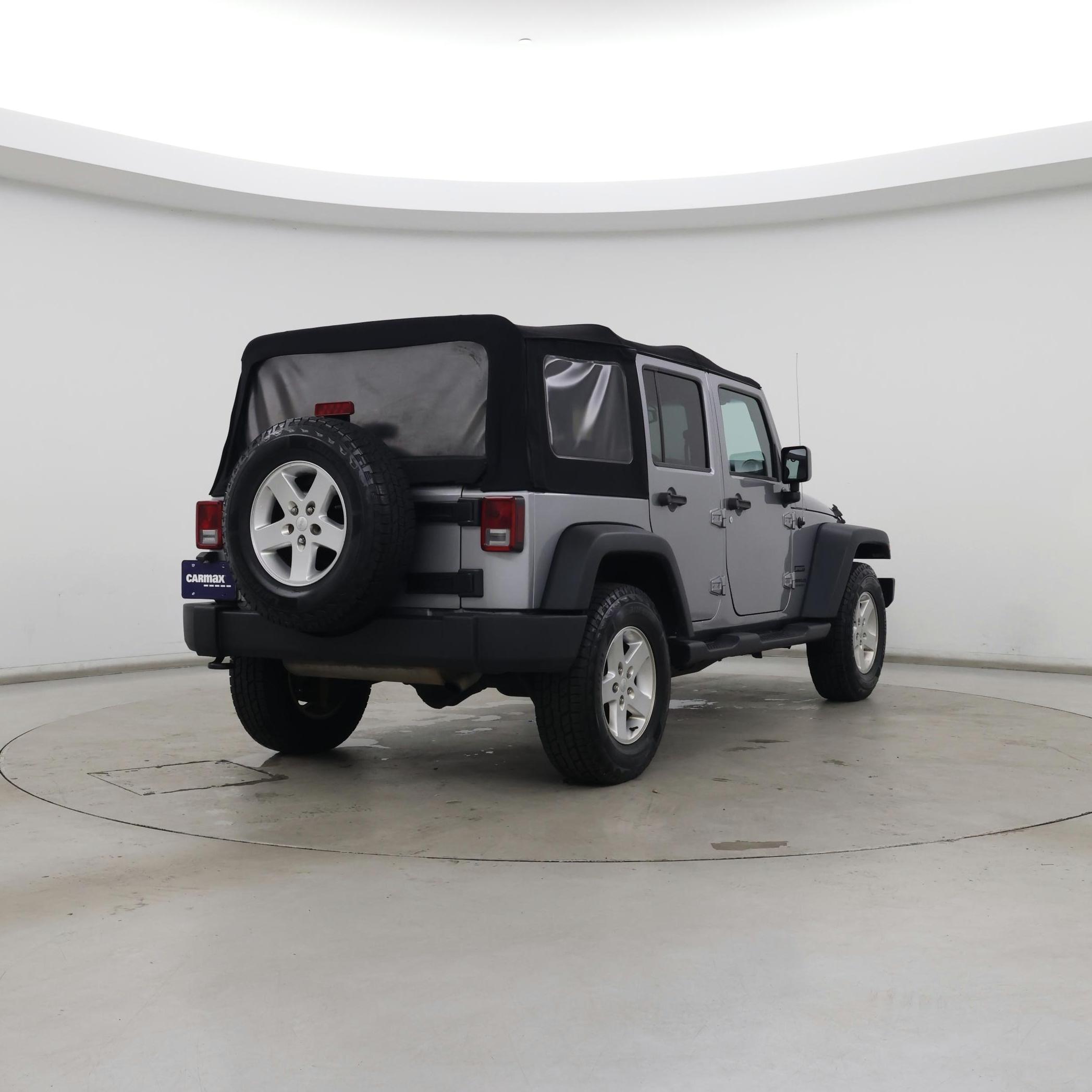 Thumbnail: 2017 Jeep Wrangler - 8
