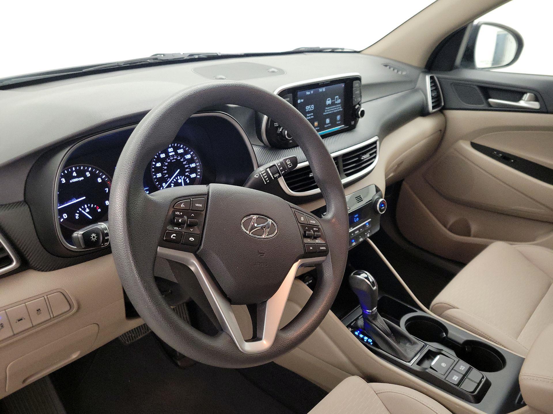 Thumbnail: 2020 Hyundai Tucson - 9