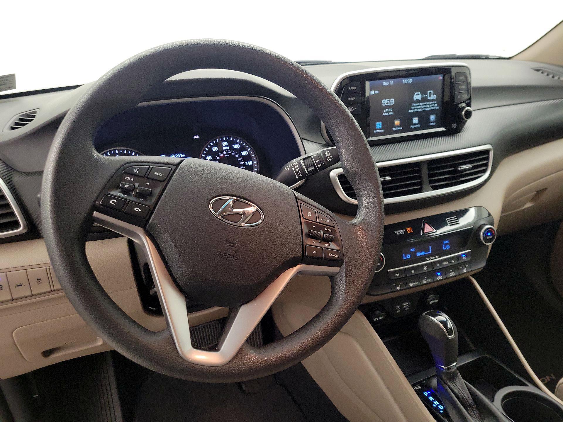 Thumbnail: 2020 Hyundai Tucson - 10