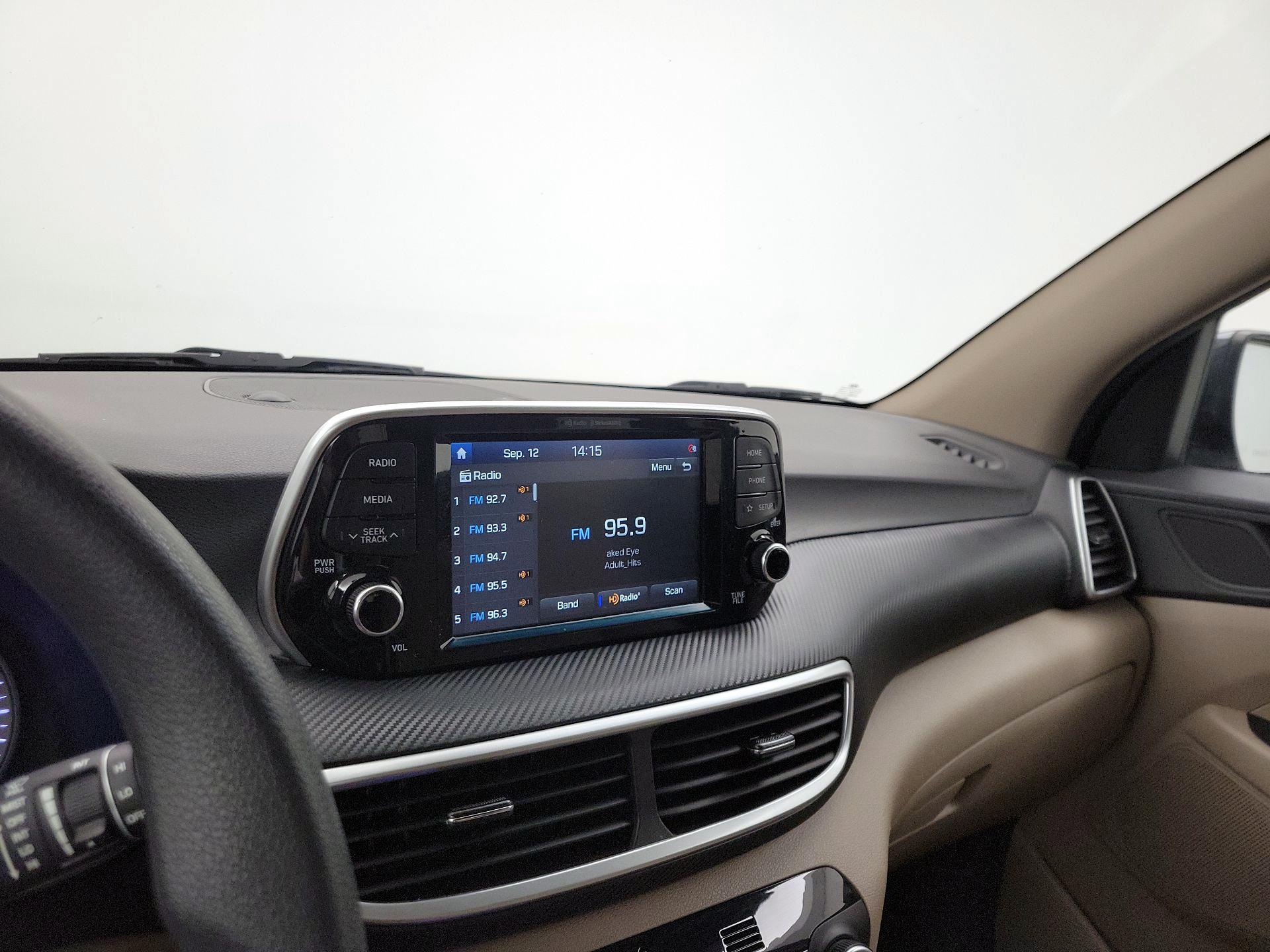 Thumbnail: 2020 Hyundai Tucson - 15