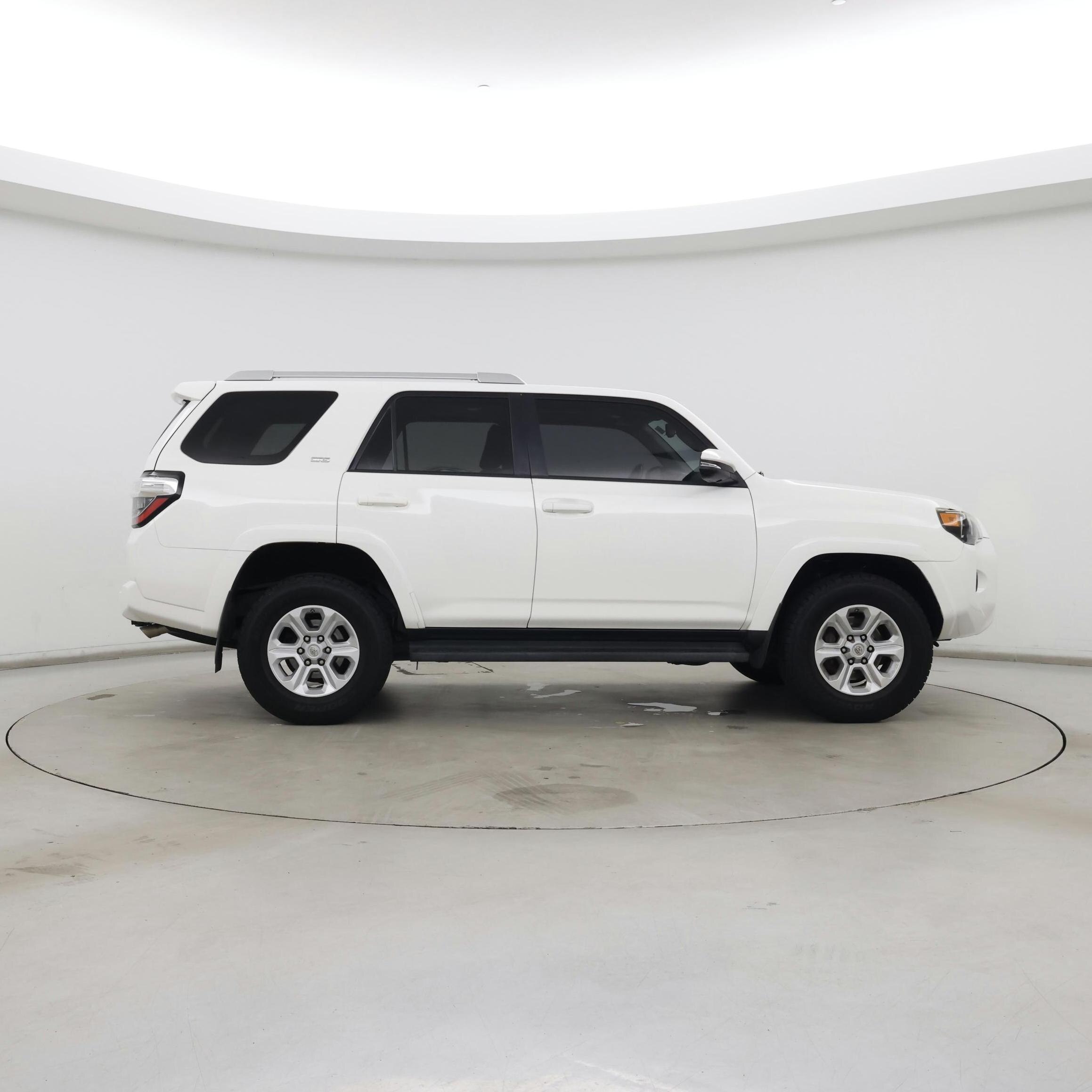 Thumbnail: 2014 Toyota 4Runner - 7