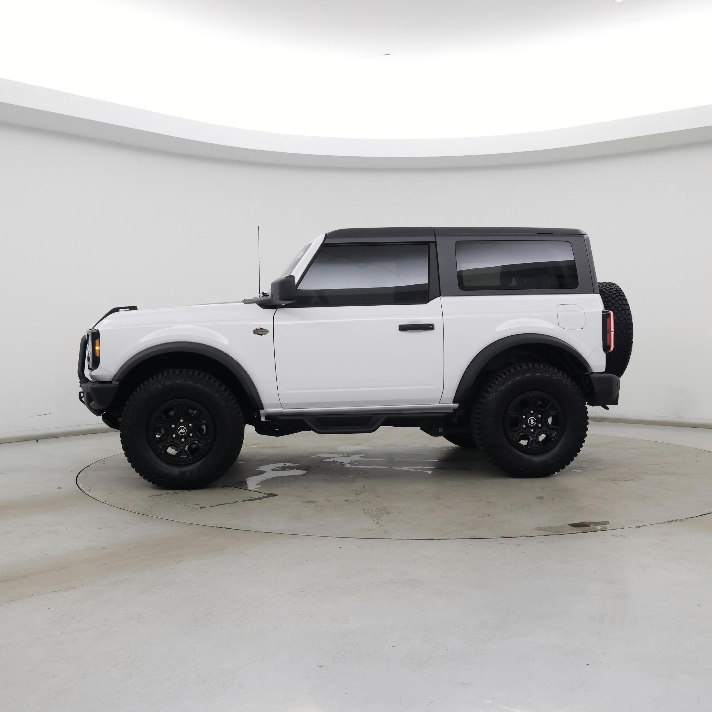 Thumbnail: 2024 Ford Bronco - 3