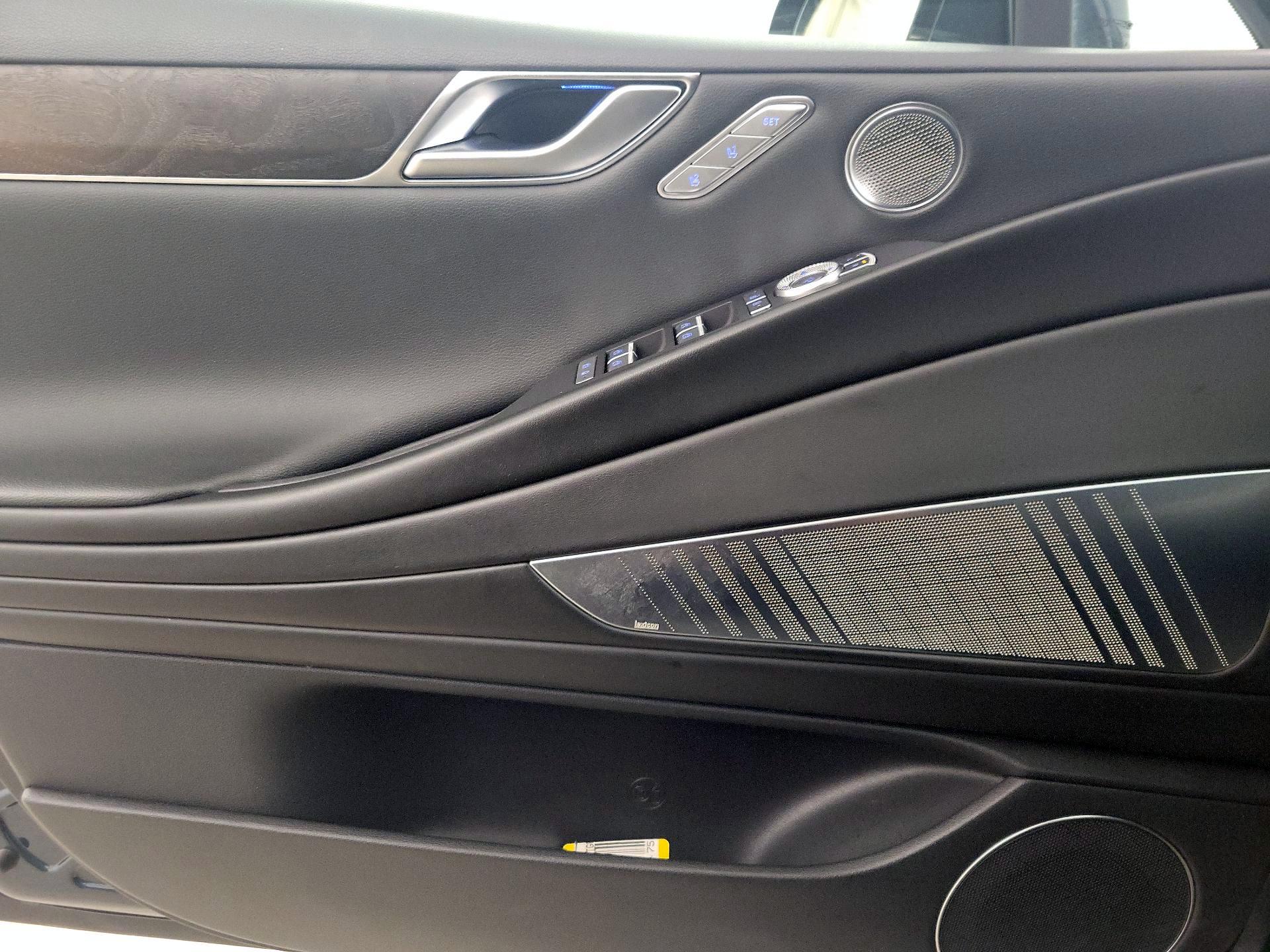 Thumbnail: 2021 Genesis G80 - 12