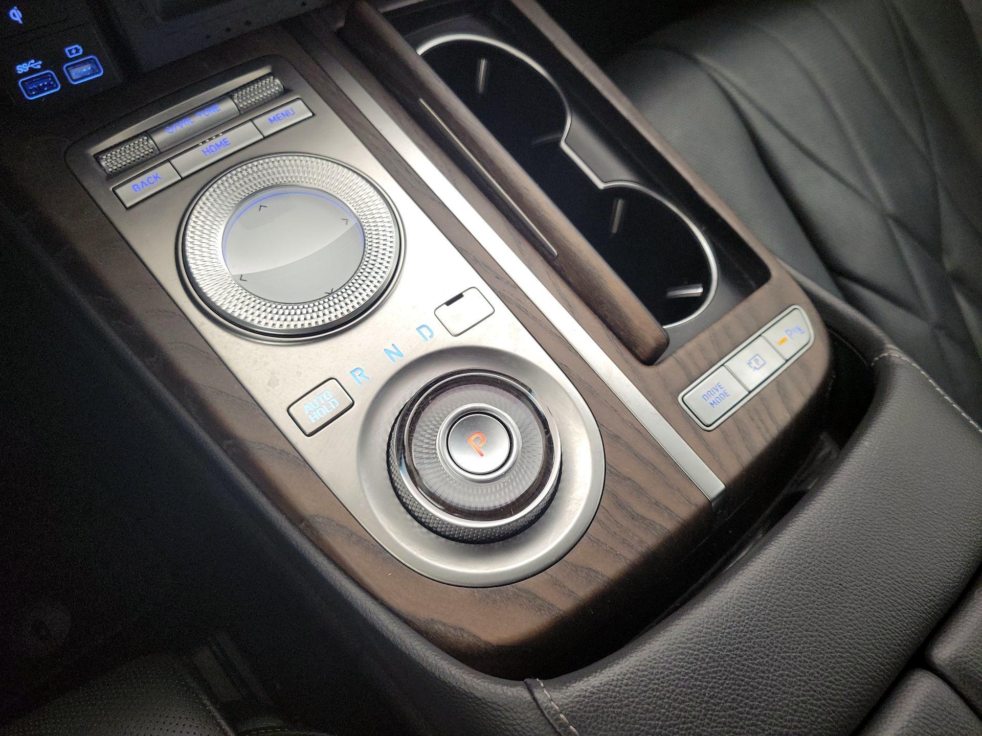 Thumbnail: 2021 Genesis G80 - 18