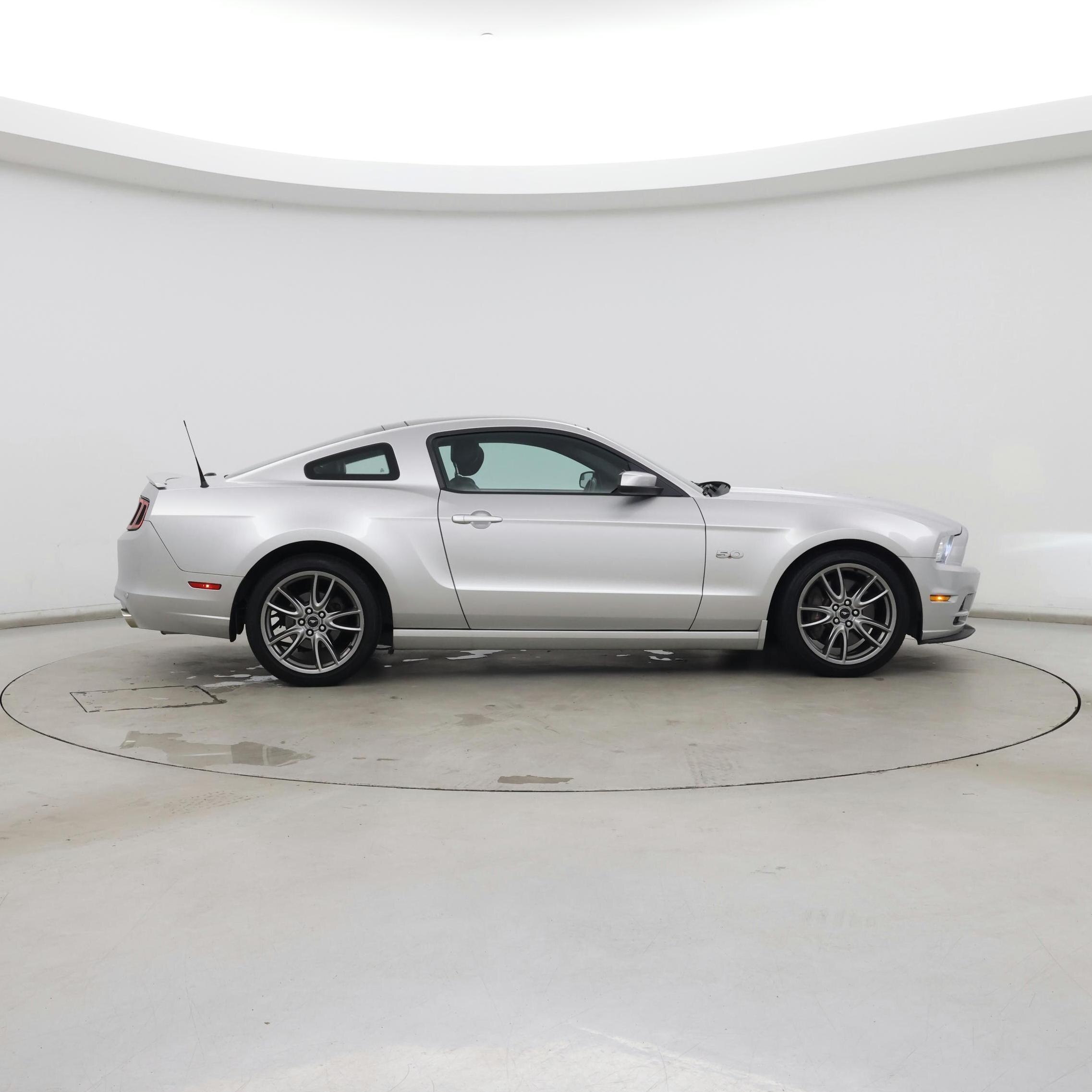 Thumbnail: 2014 Ford Mustang - 7