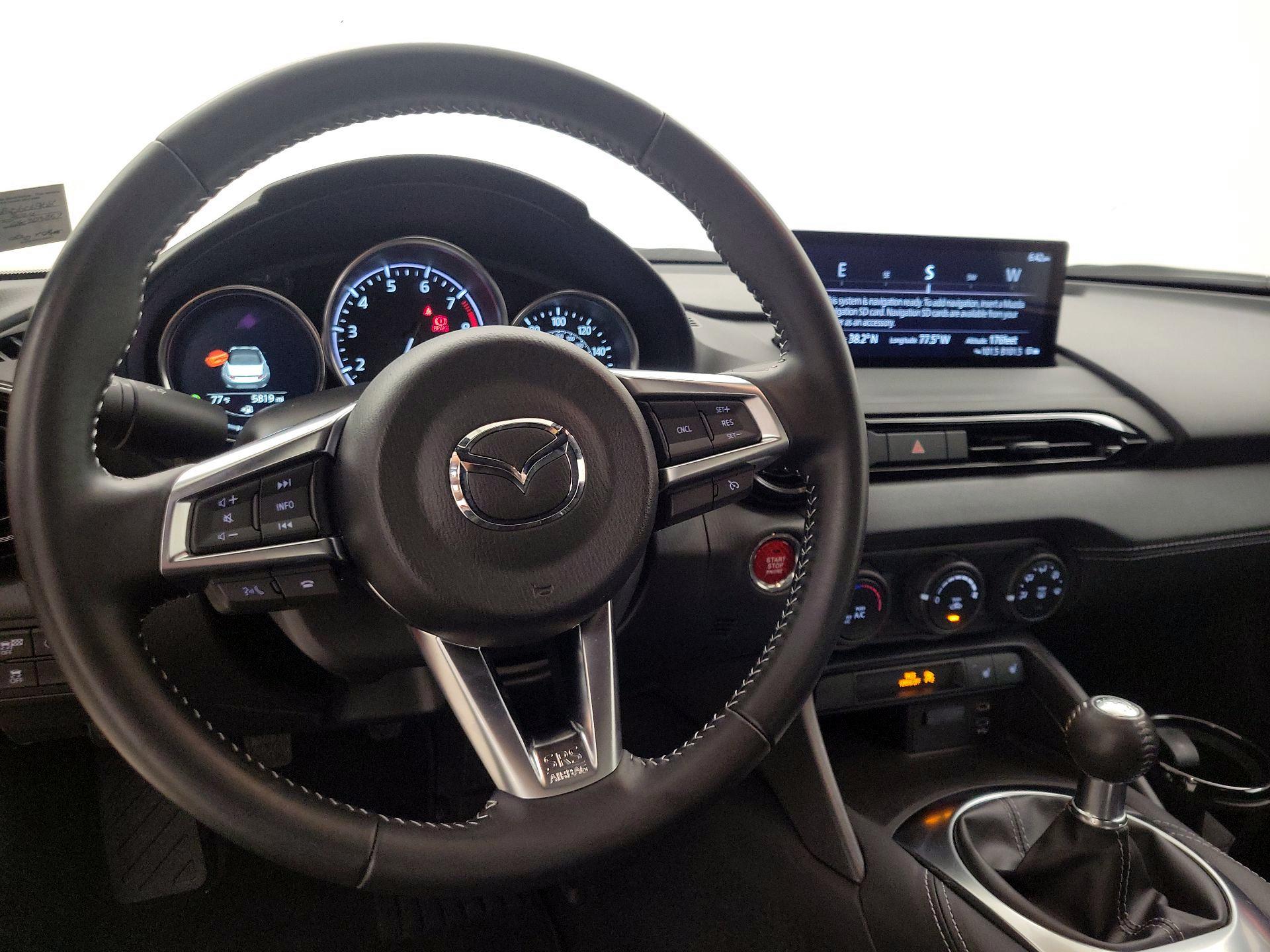 Thumbnail: 2024 Mazda MX-5 Miata - 10