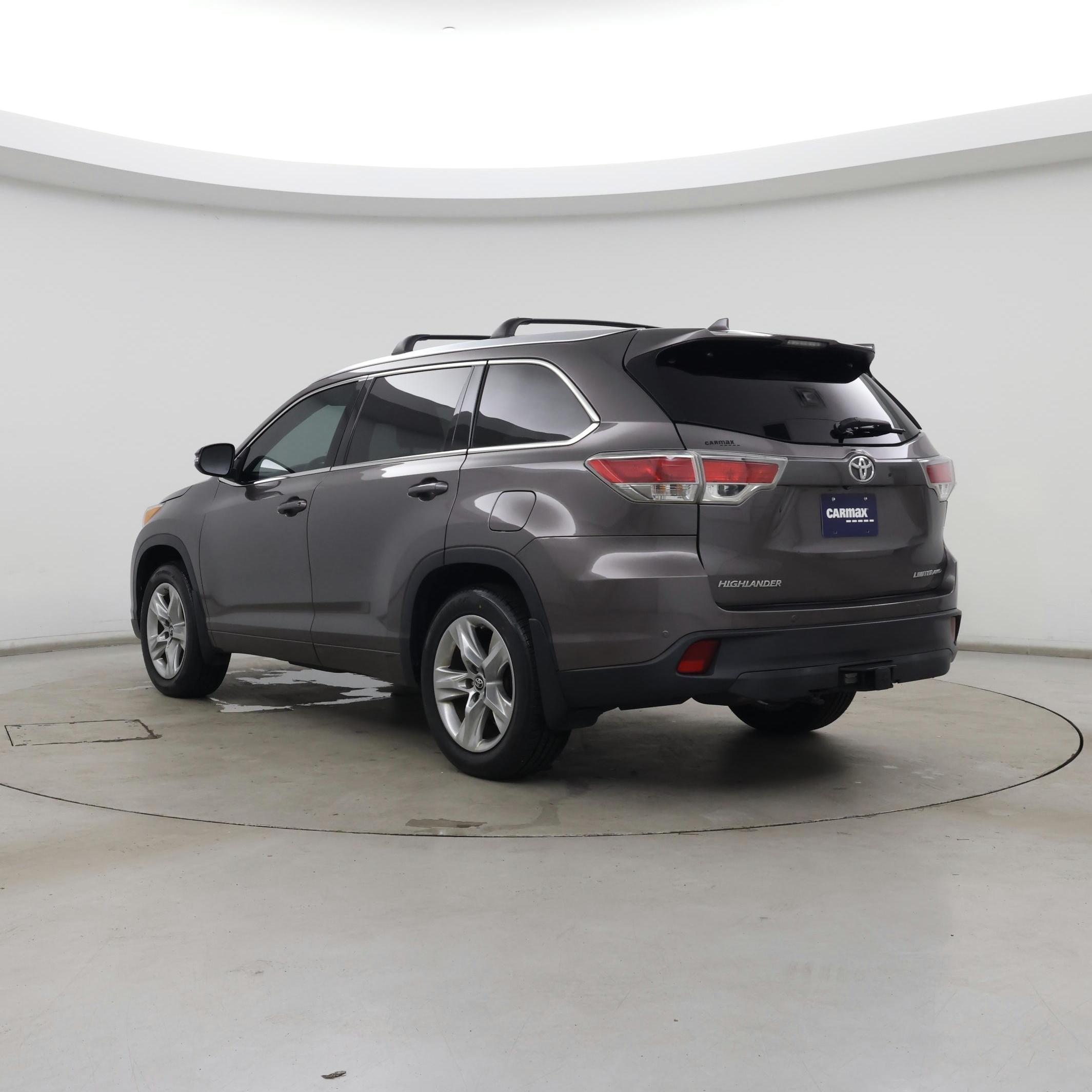 Thumbnail: 2016 Toyota Highlander - 2