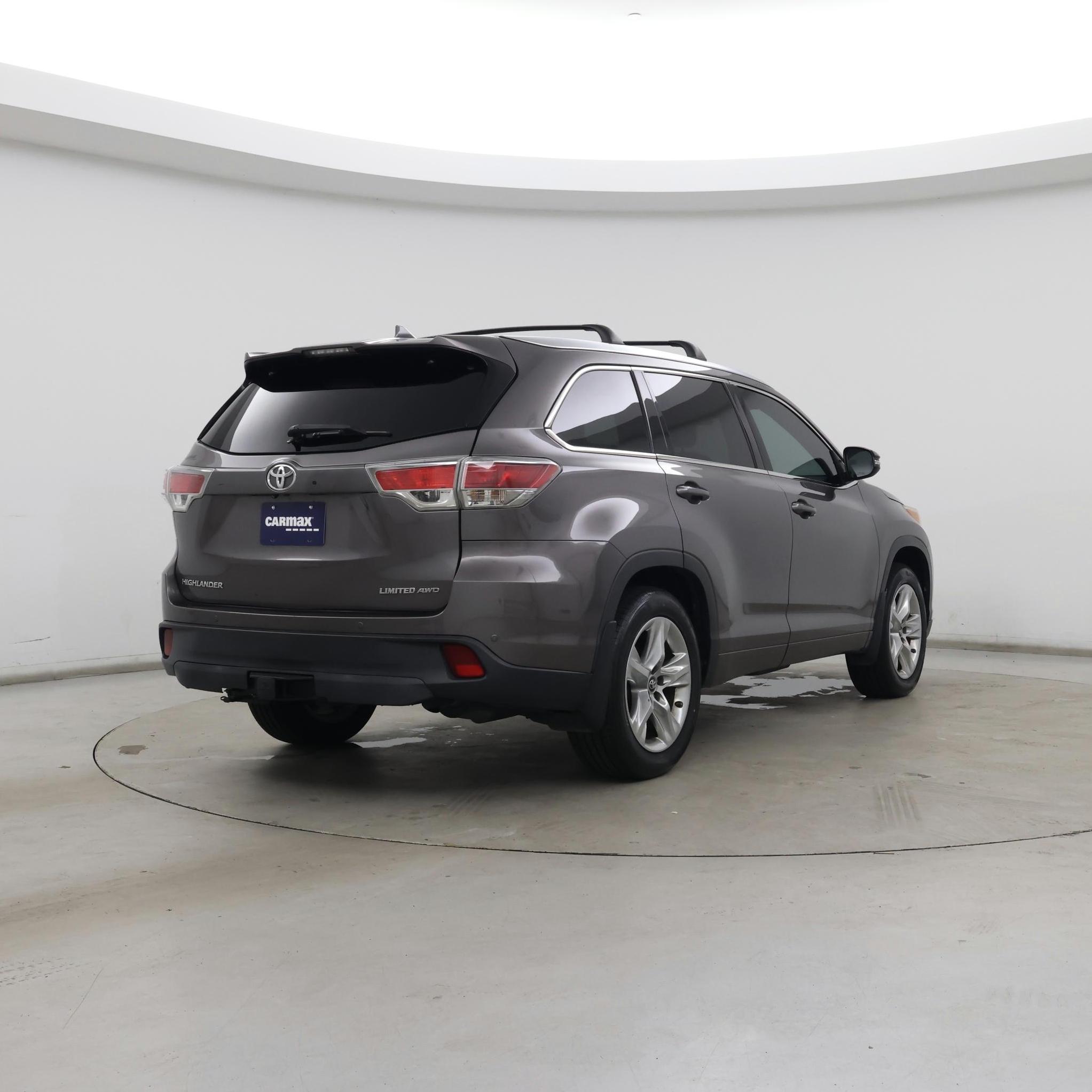 Thumbnail: 2016 Toyota Highlander - 8