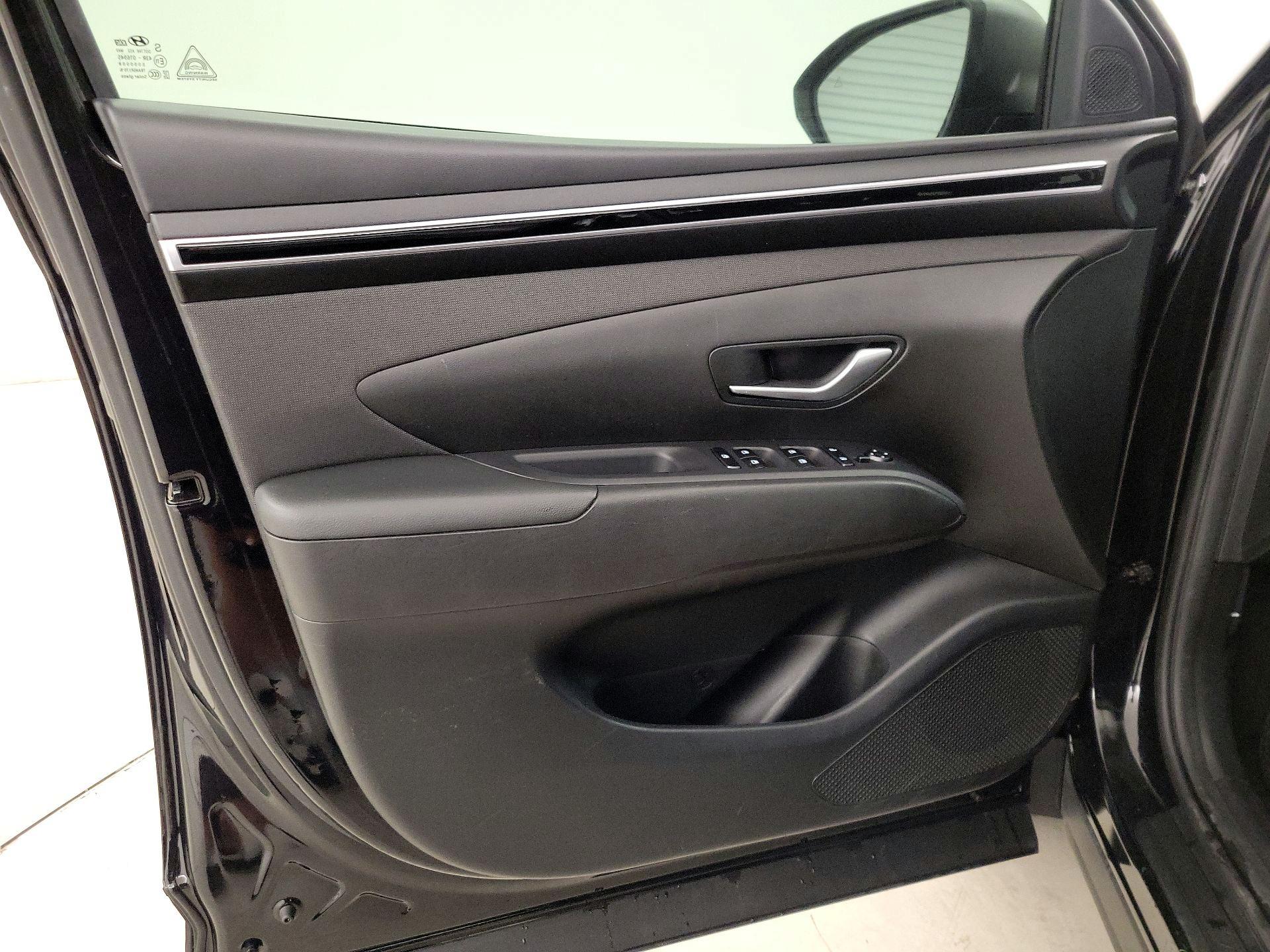 Thumbnail: 2023 Hyundai Tucson - 12