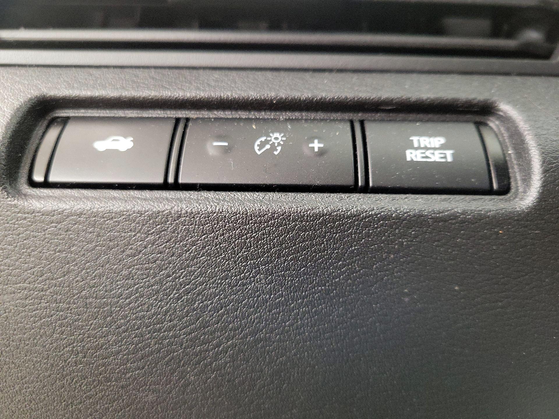 Thumbnail: 2019 Nissan Altima - 13