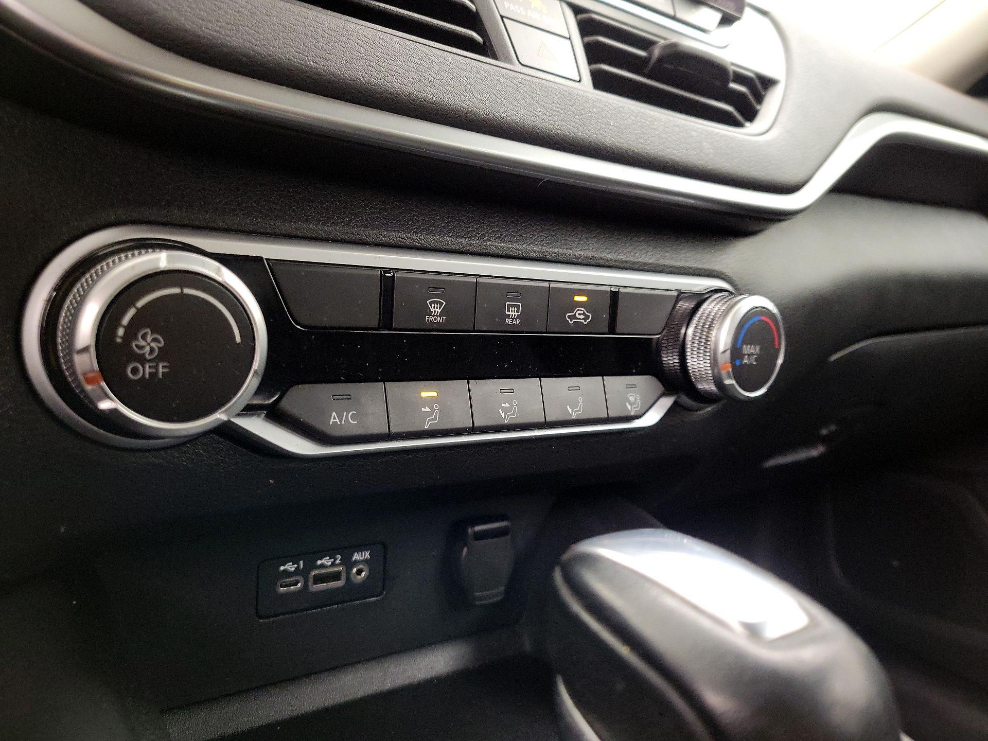 Thumbnail: 2019 Nissan Altima - 16