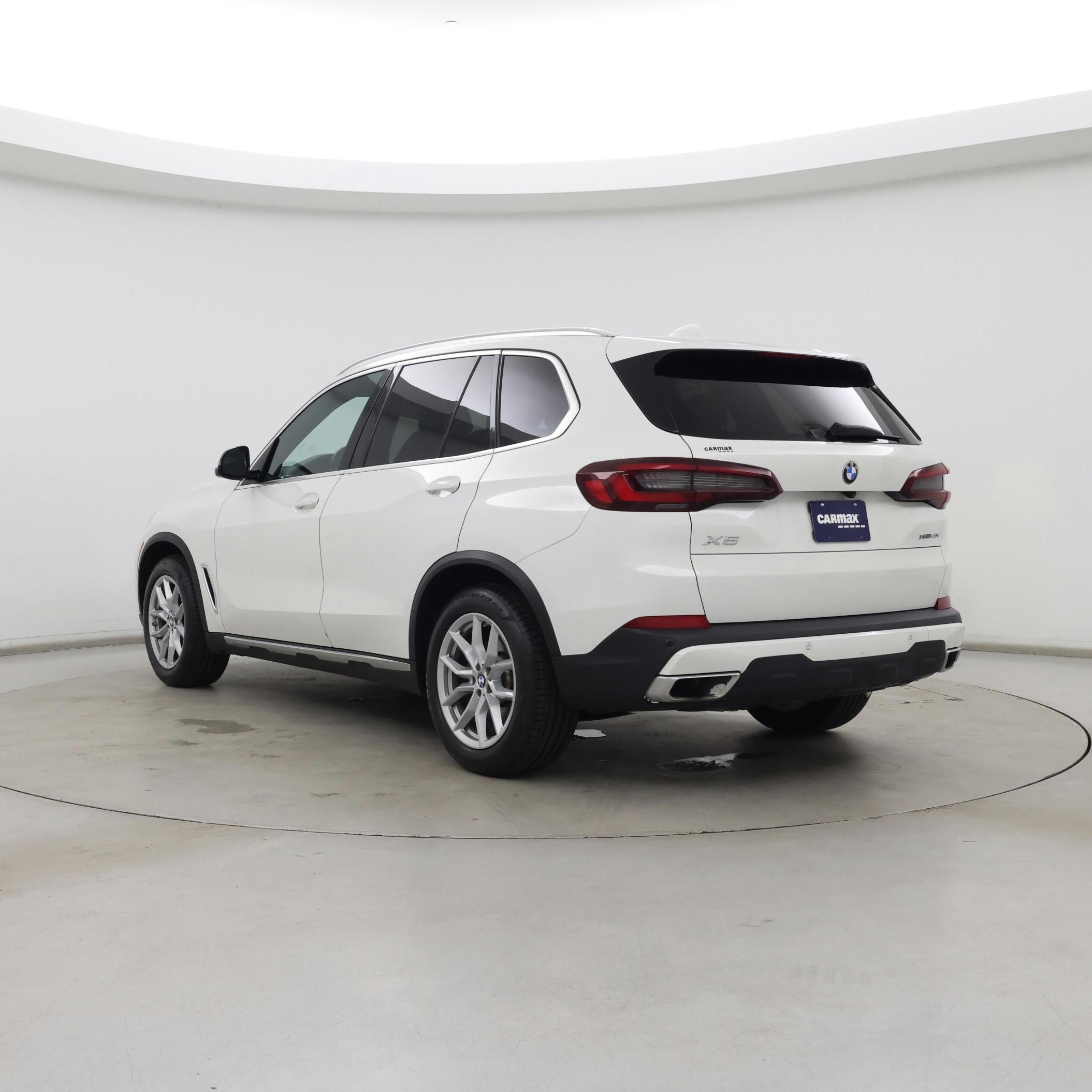 Thumbnail: 2022 BMW X5 - 2