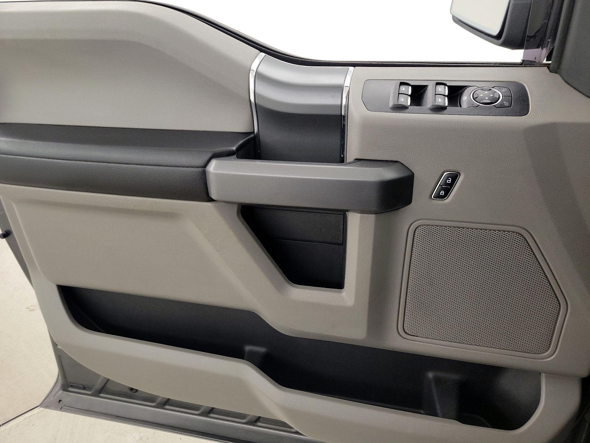 Thumbnail: 2017 Ford F-150 - 12