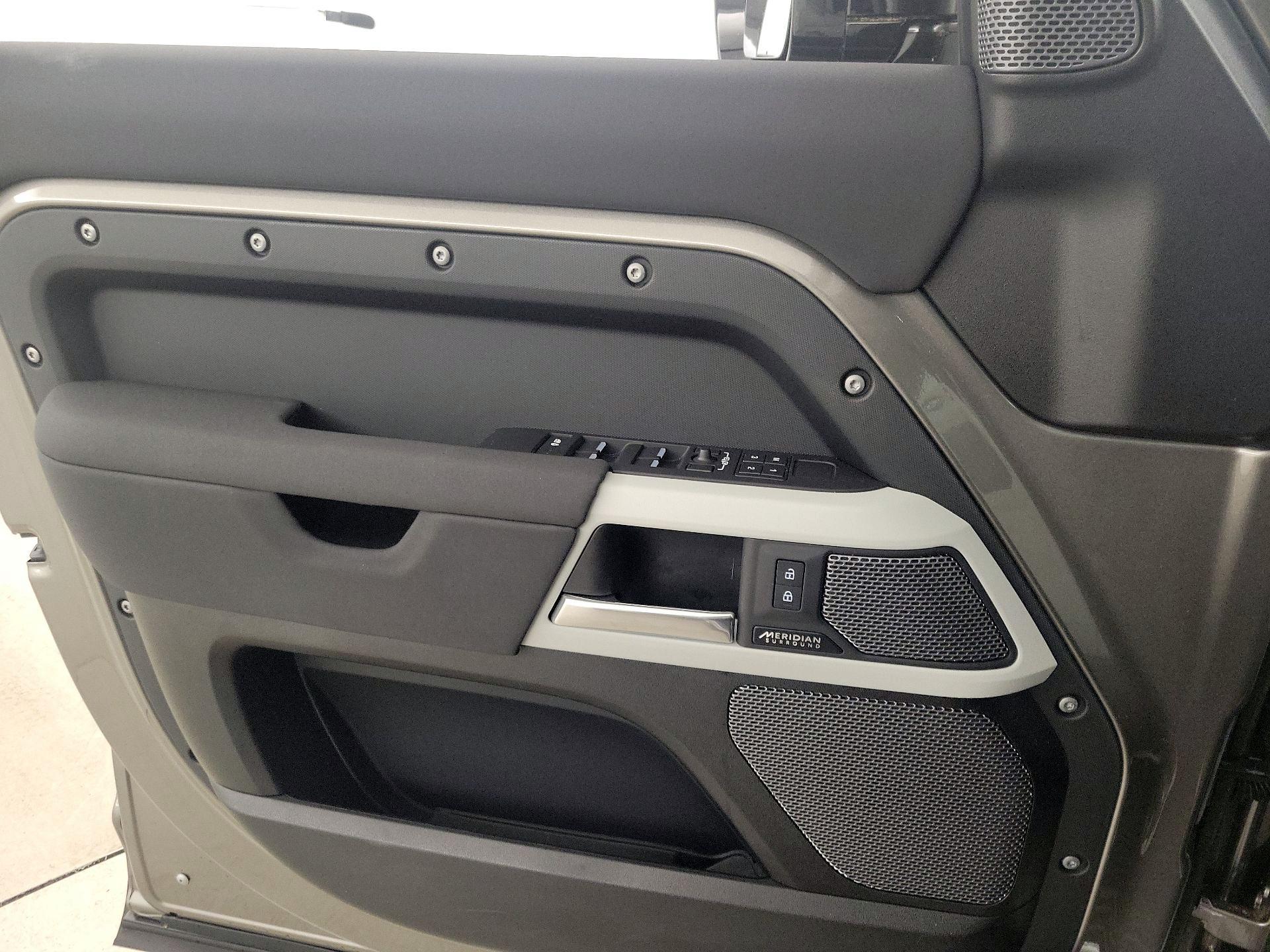 Thumbnail: 2023 Land Rover Defender - 12