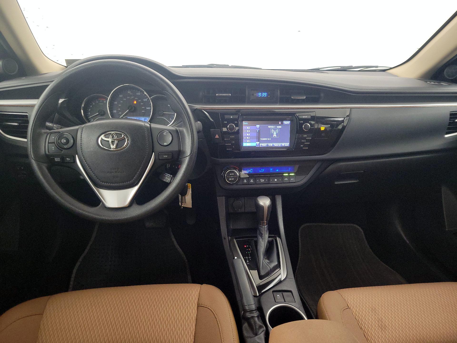 Thumbnail: 2014 Toyota Corolla - 9