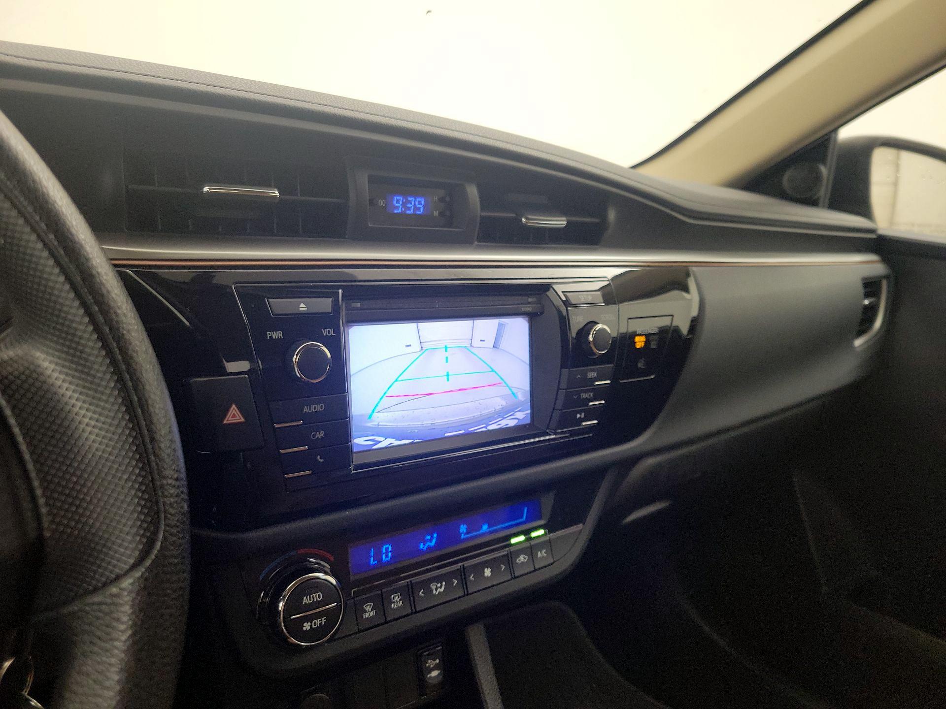 Thumbnail: 2014 Toyota Corolla - 14