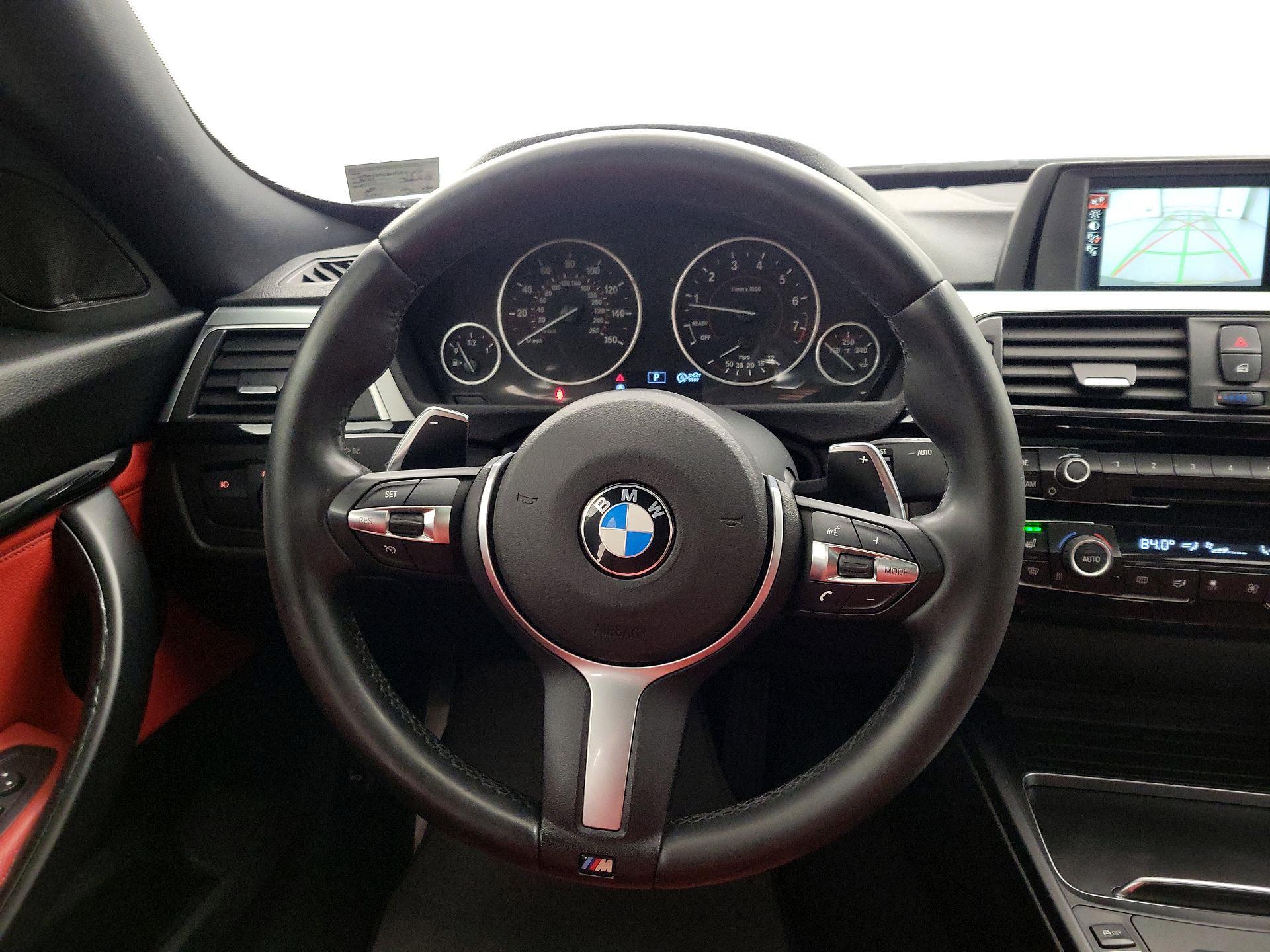 Thumbnail: 2017 BMW 3 Series - 10