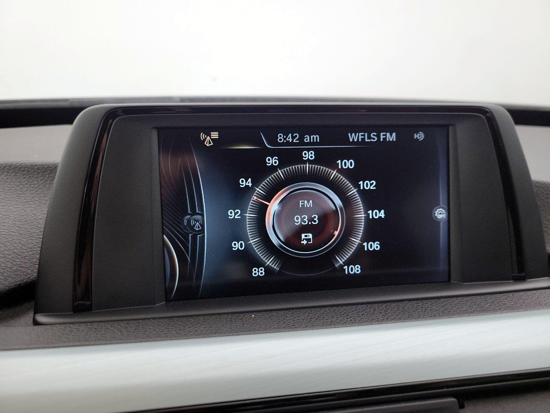 Thumbnail: 2017 BMW 3 Series - 15