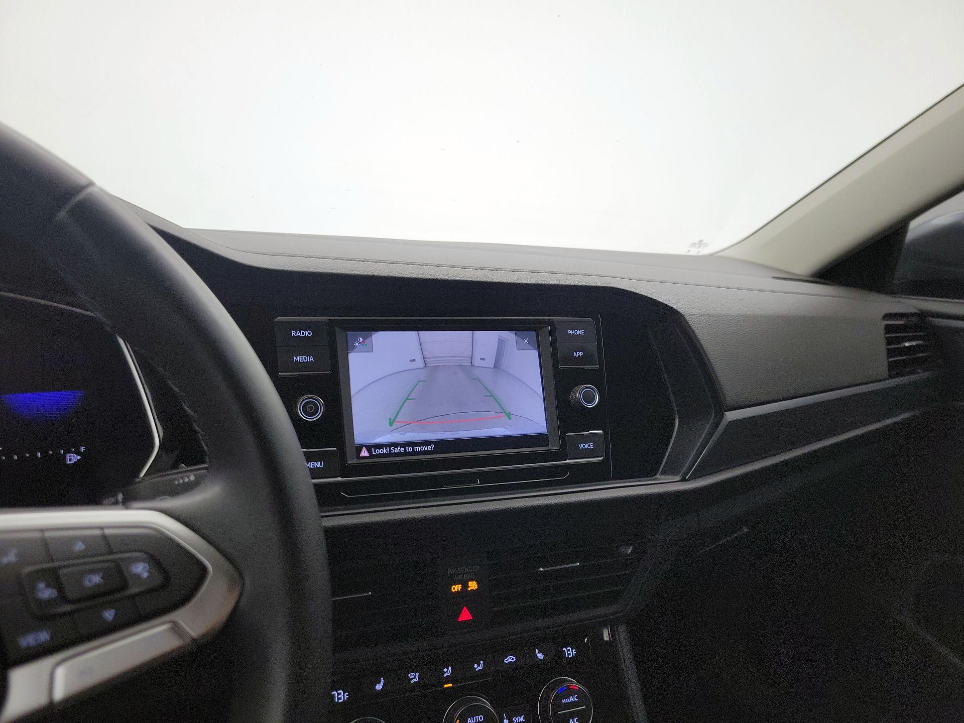 Thumbnail: 2023 Volkswagen Jetta - 14