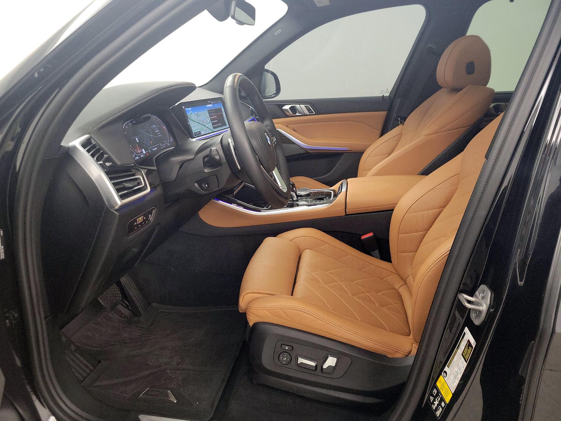 Thumbnail: 2023 BMW X5 - 11
