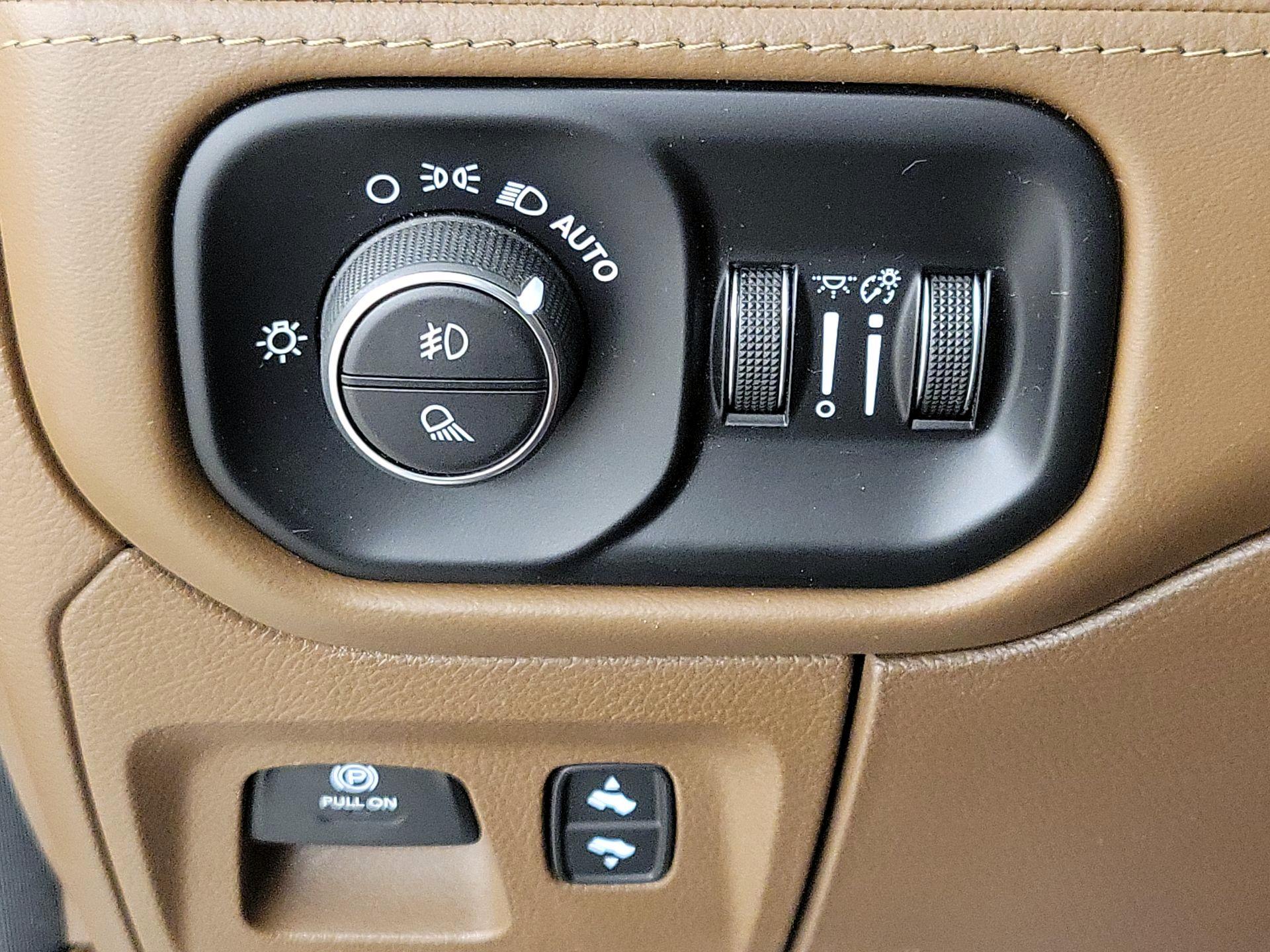 Thumbnail: 2021 RAM 1500 - 13