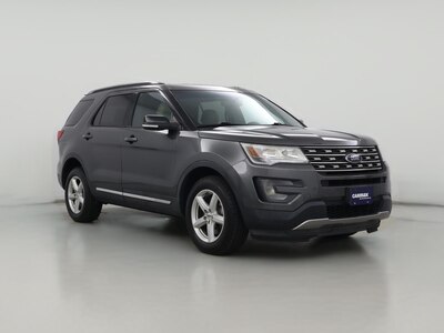 Gray 2016 Ford Explorer XLT