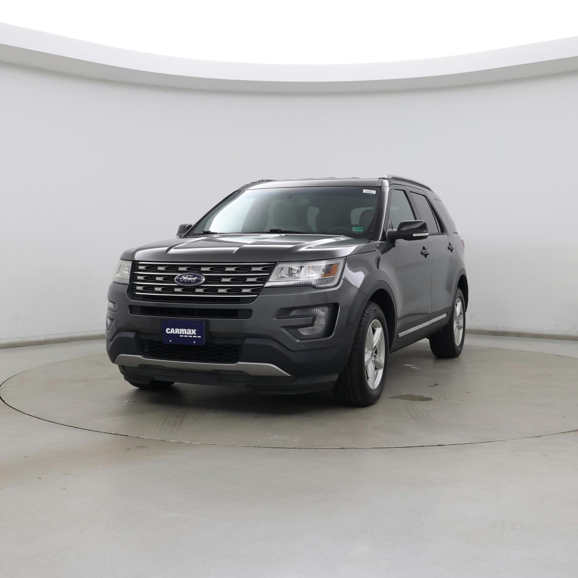 Thumbnail: 2016 Ford Explorer - 4