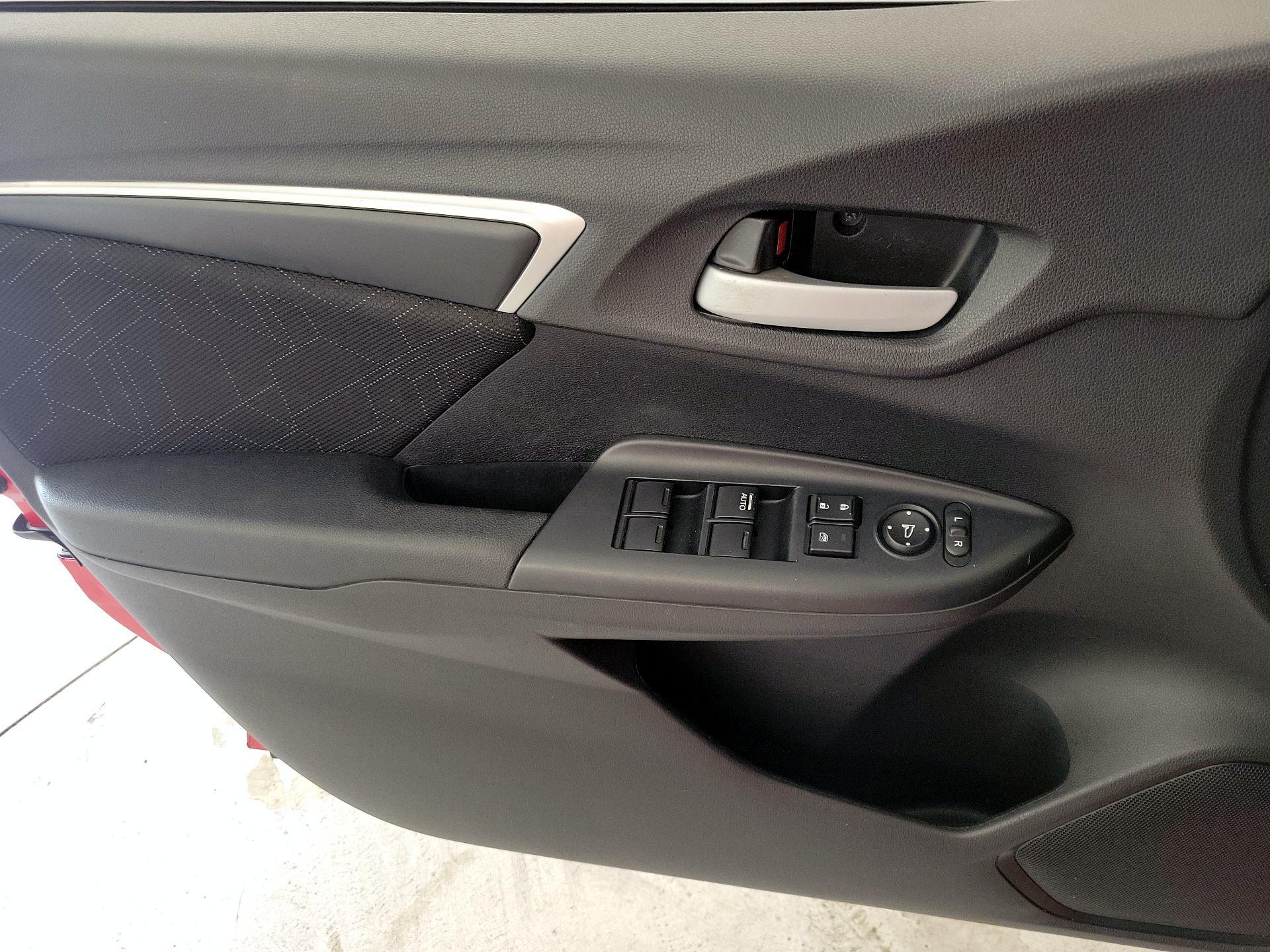 Thumbnail: 2017 Honda Fit - 12