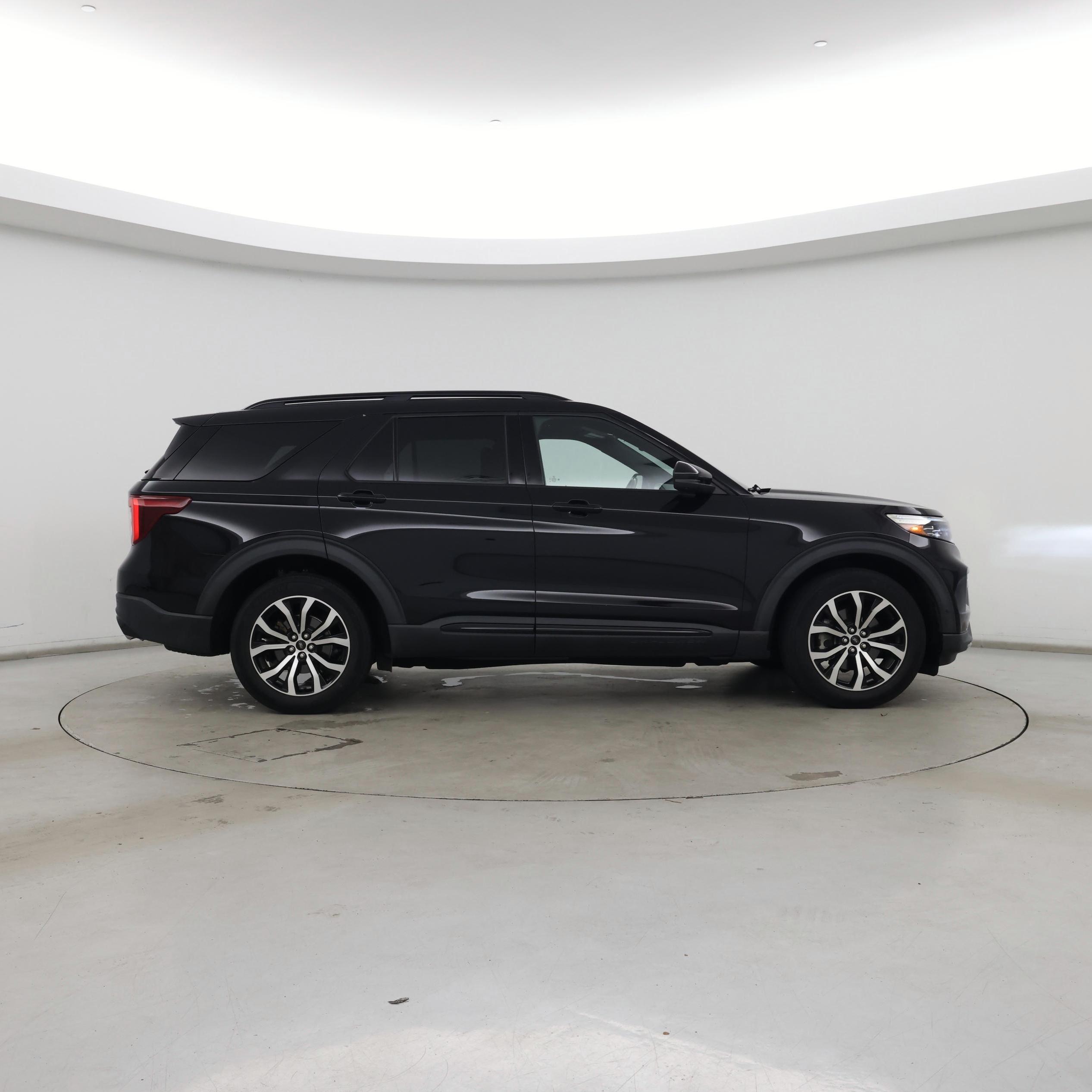 Thumbnail: 2020 Ford Explorer - 7