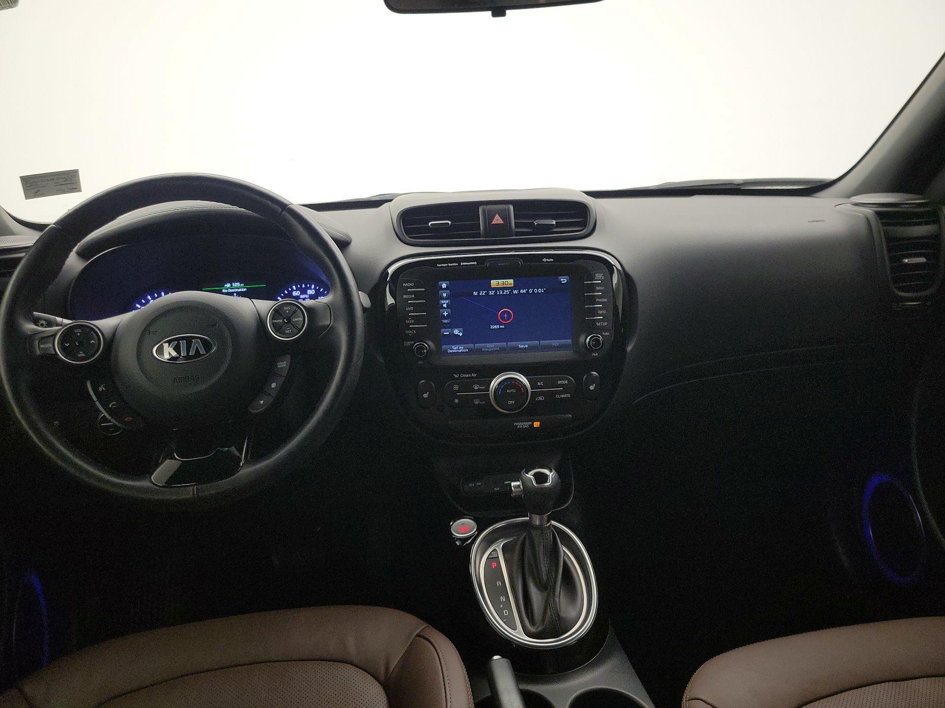 Thumbnail: 2017 Kia Soul - 9
