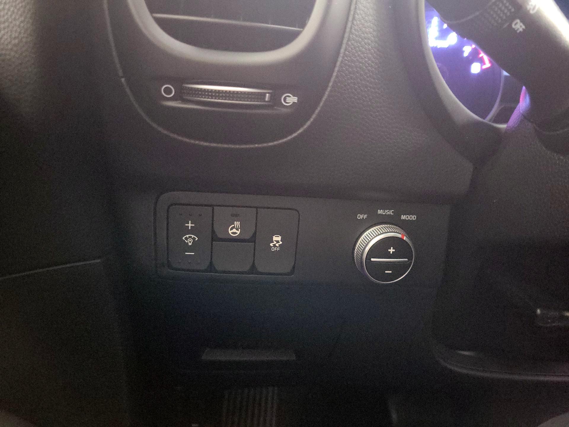 Thumbnail: 2017 Kia Soul - 13