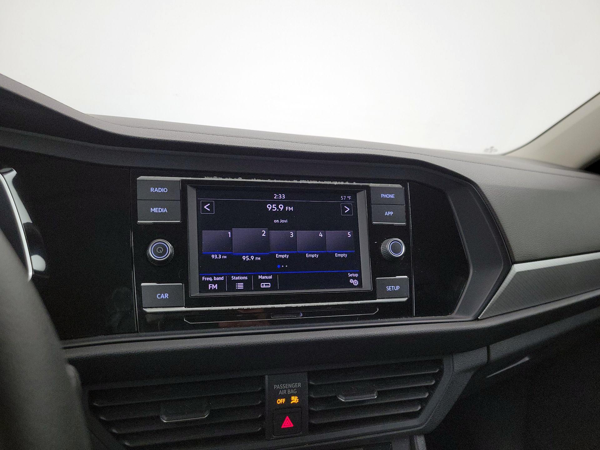 Thumbnail: 2019 Volkswagen Jetta - 15