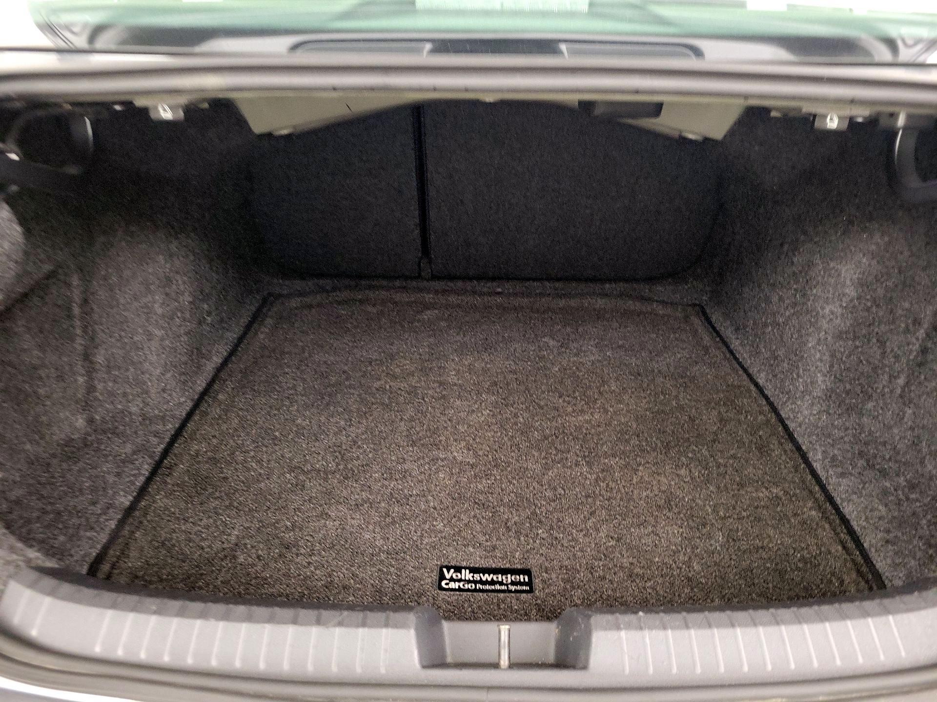 Thumbnail: 2019 Volkswagen Jetta - 20