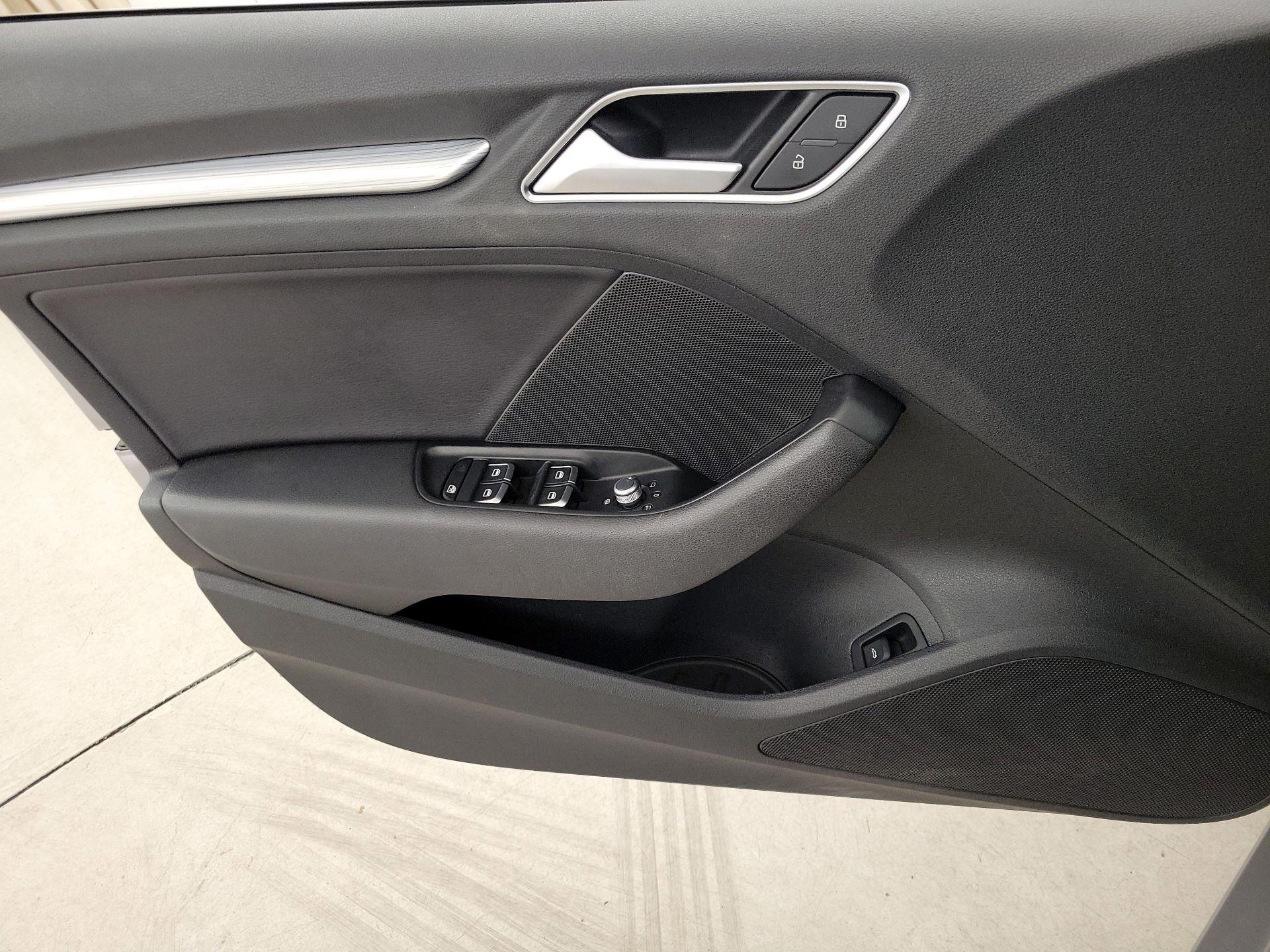 Thumbnail: 2015 Audi A3 - 12