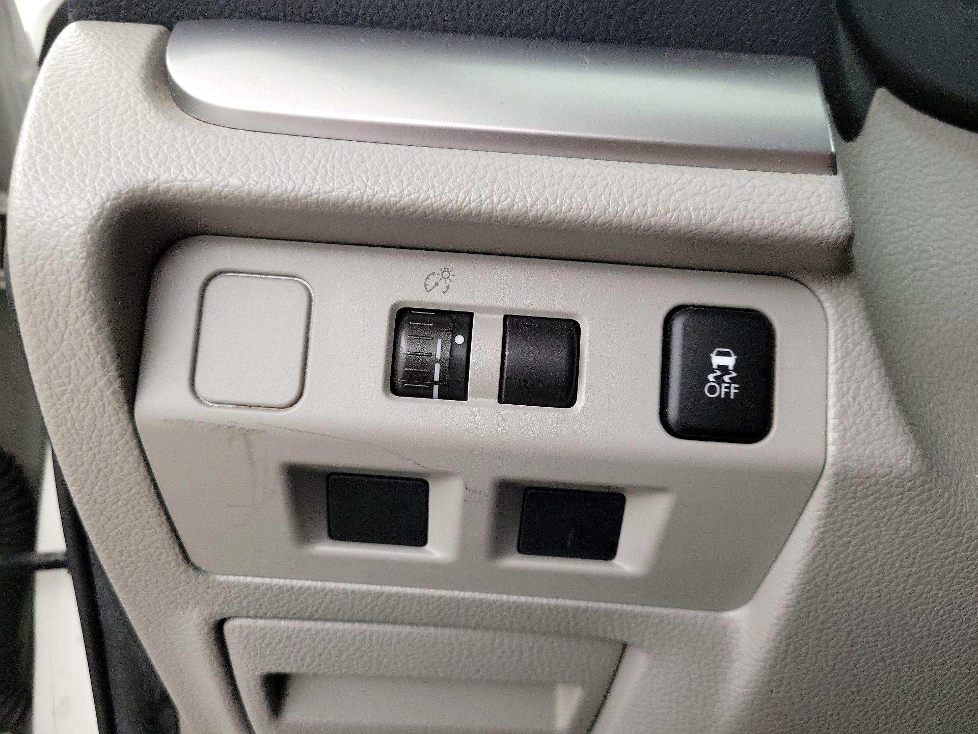 Thumbnail: 2014 Subaru Forester - 13