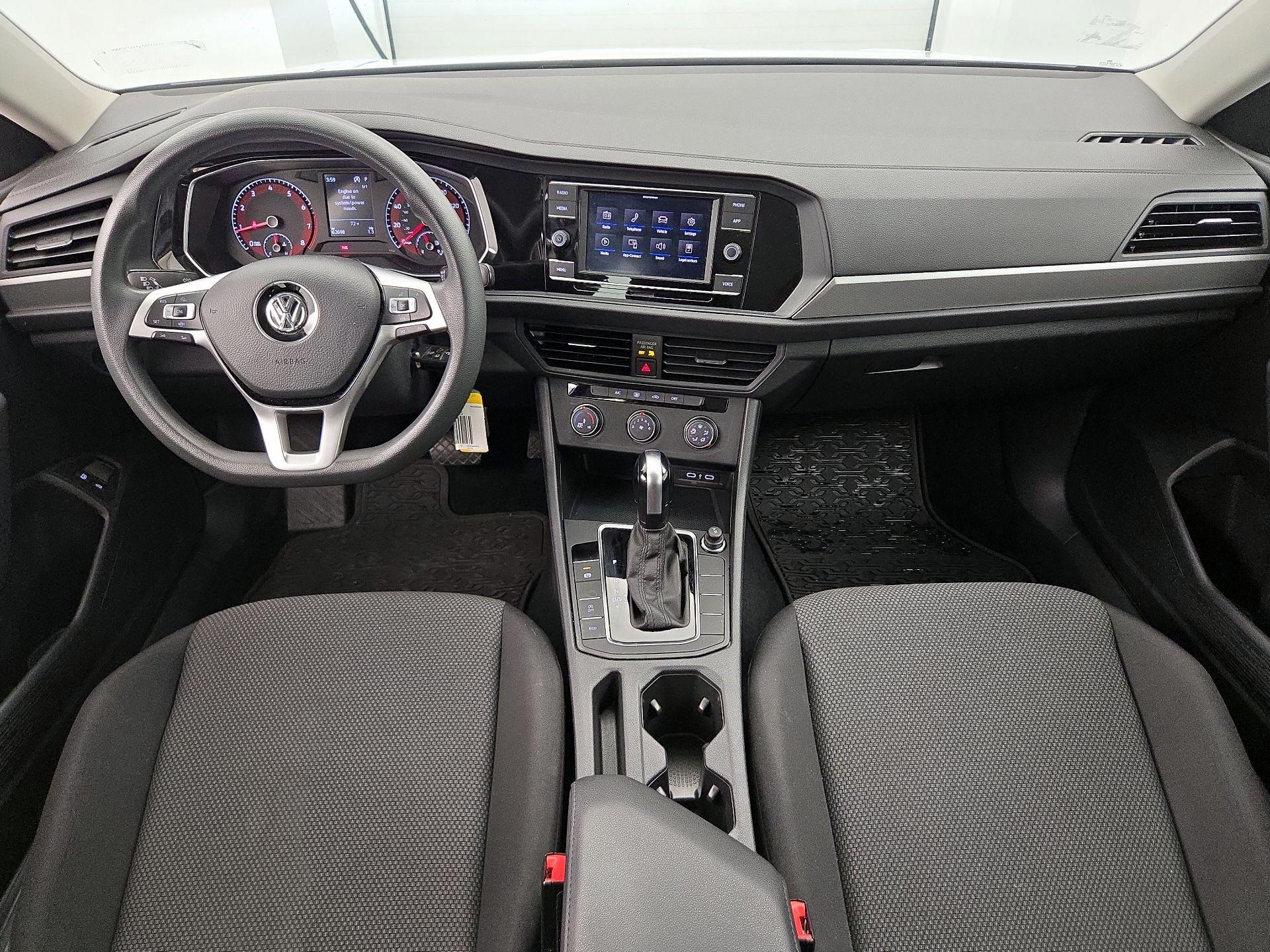 Thumbnail: 2021 Volkswagen Jetta - 9