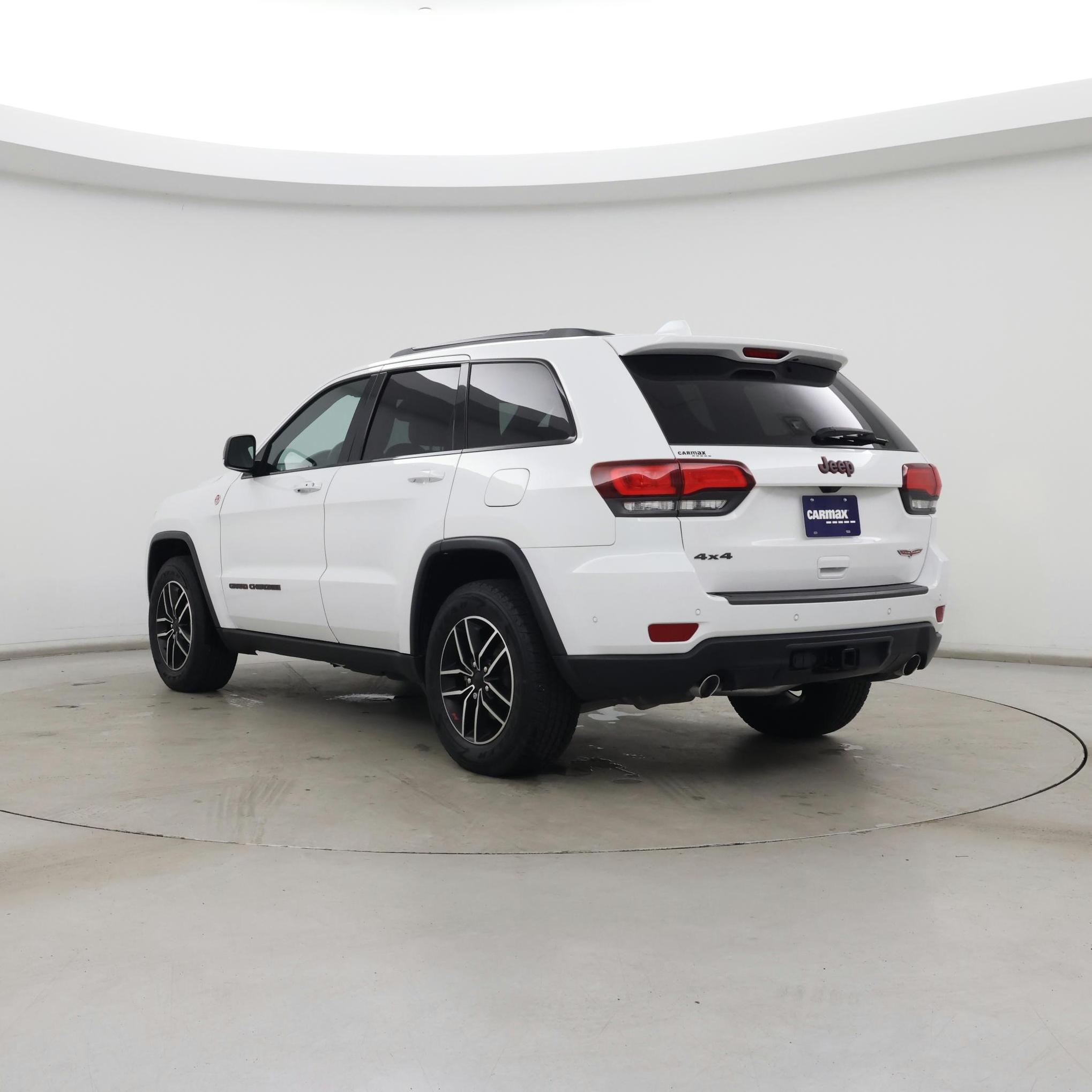 Thumbnail: 2020 Jeep Grand Cherokee - 2