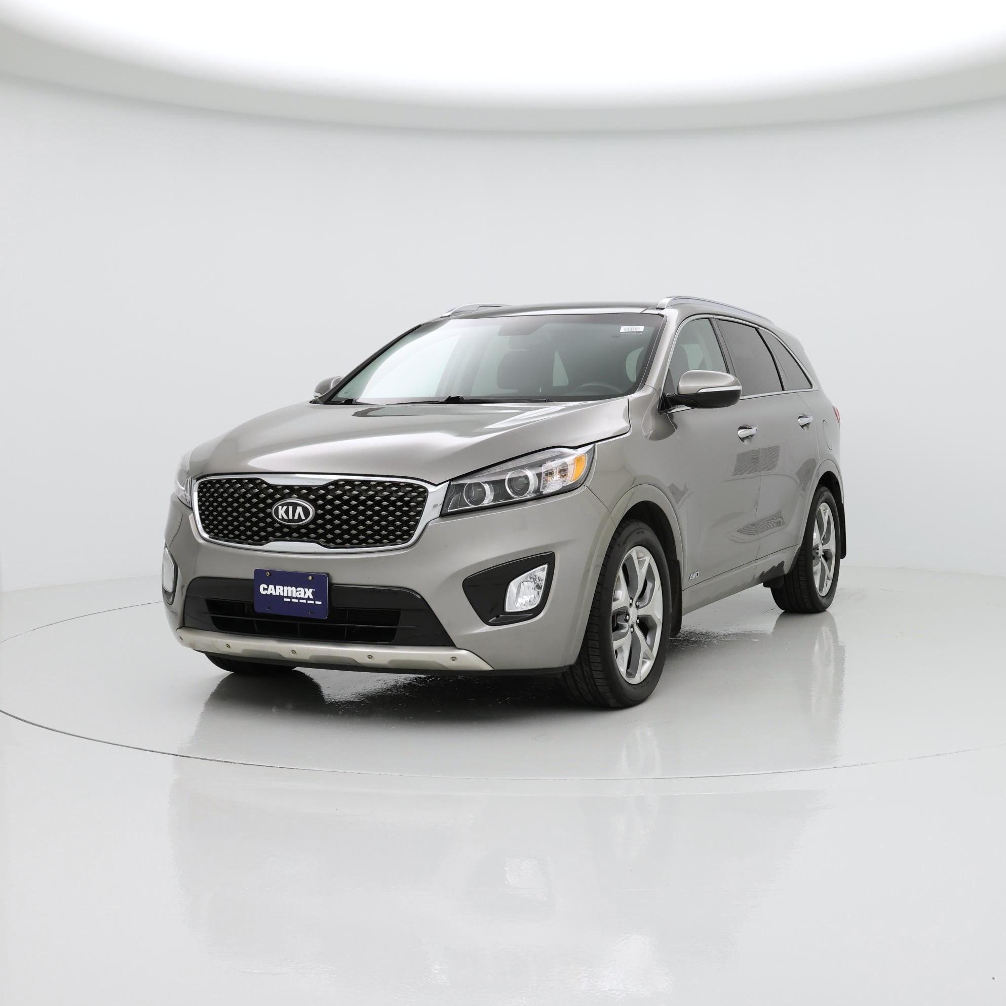 Thumbnail: 2017 Kia Sorento - 4
