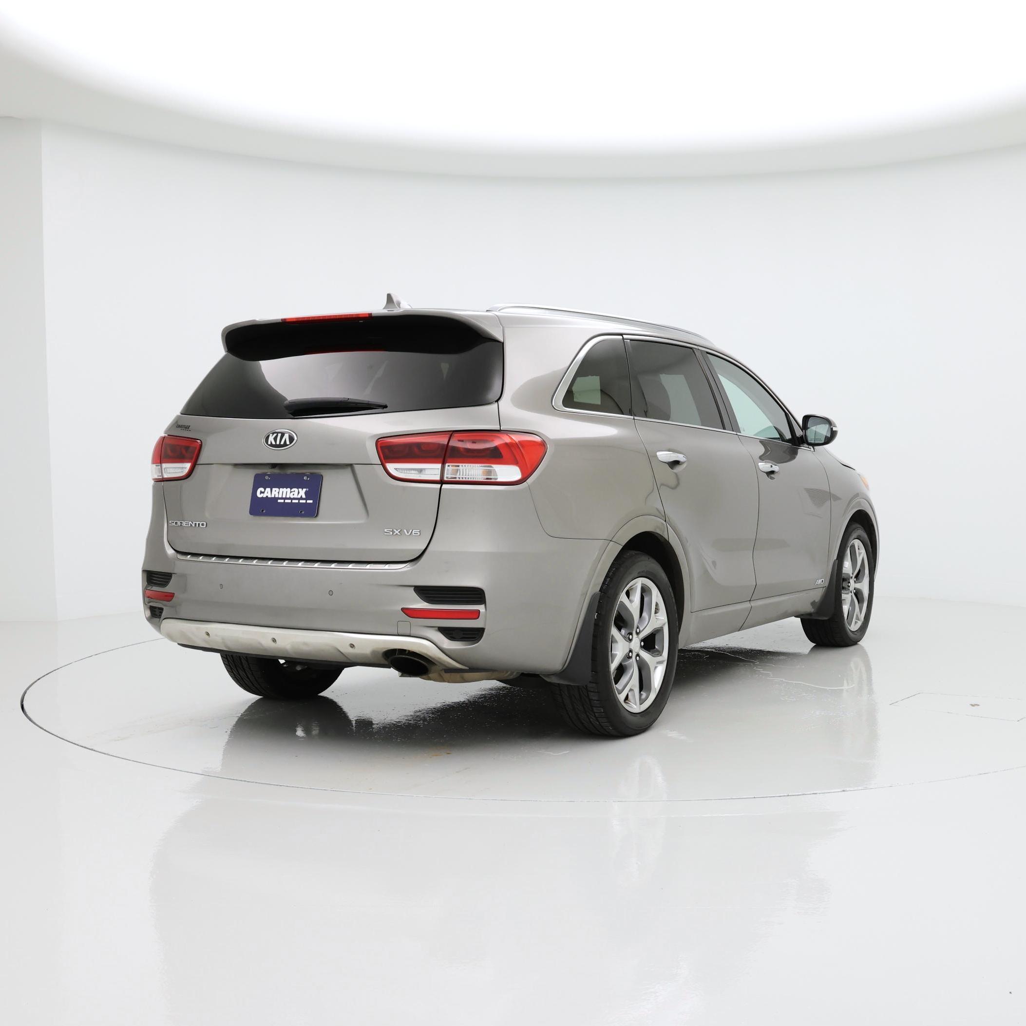 Thumbnail: 2017 Kia Sorento - 8