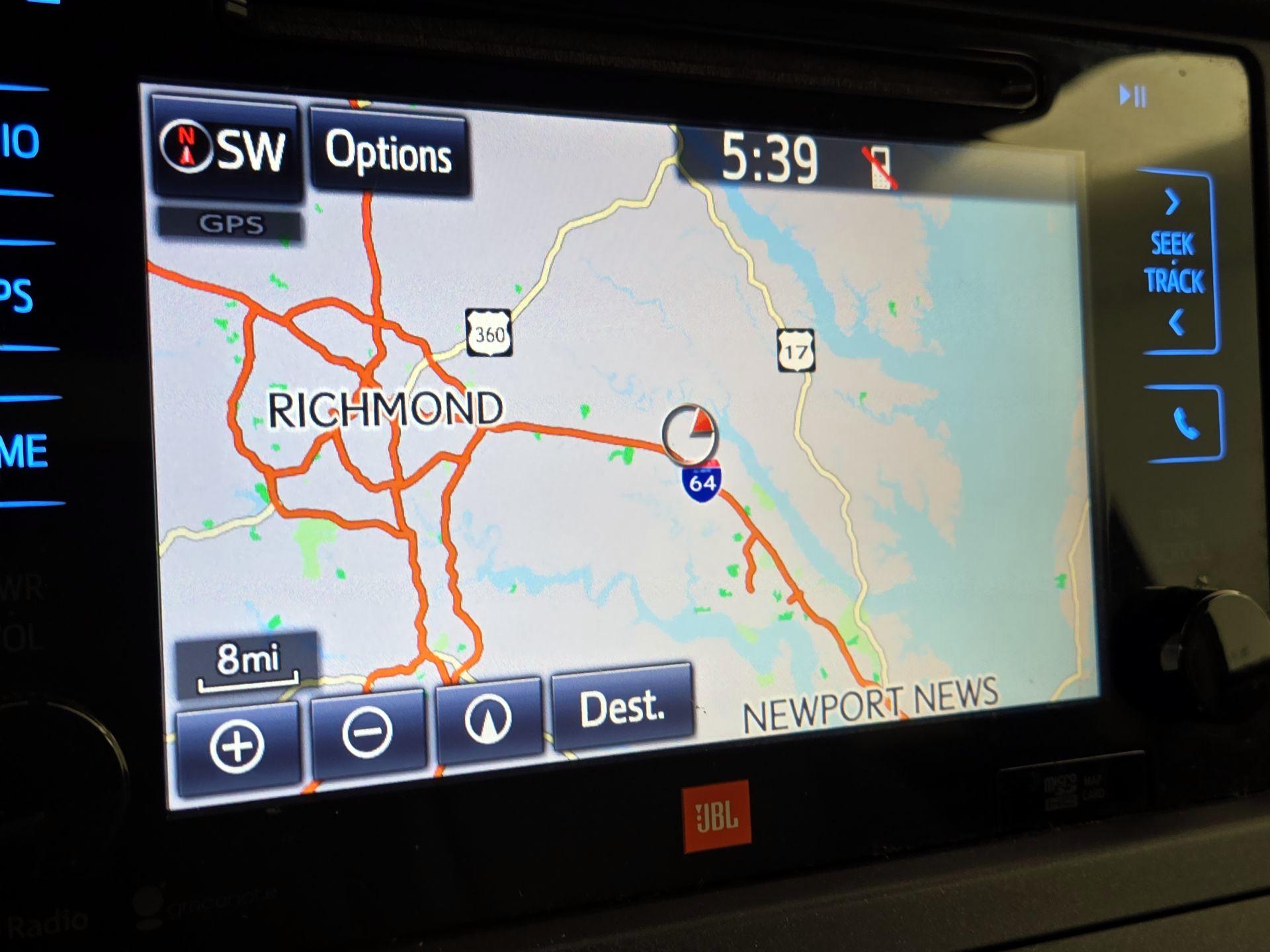 Thumbnail: 2015 Toyota Sienna - 14