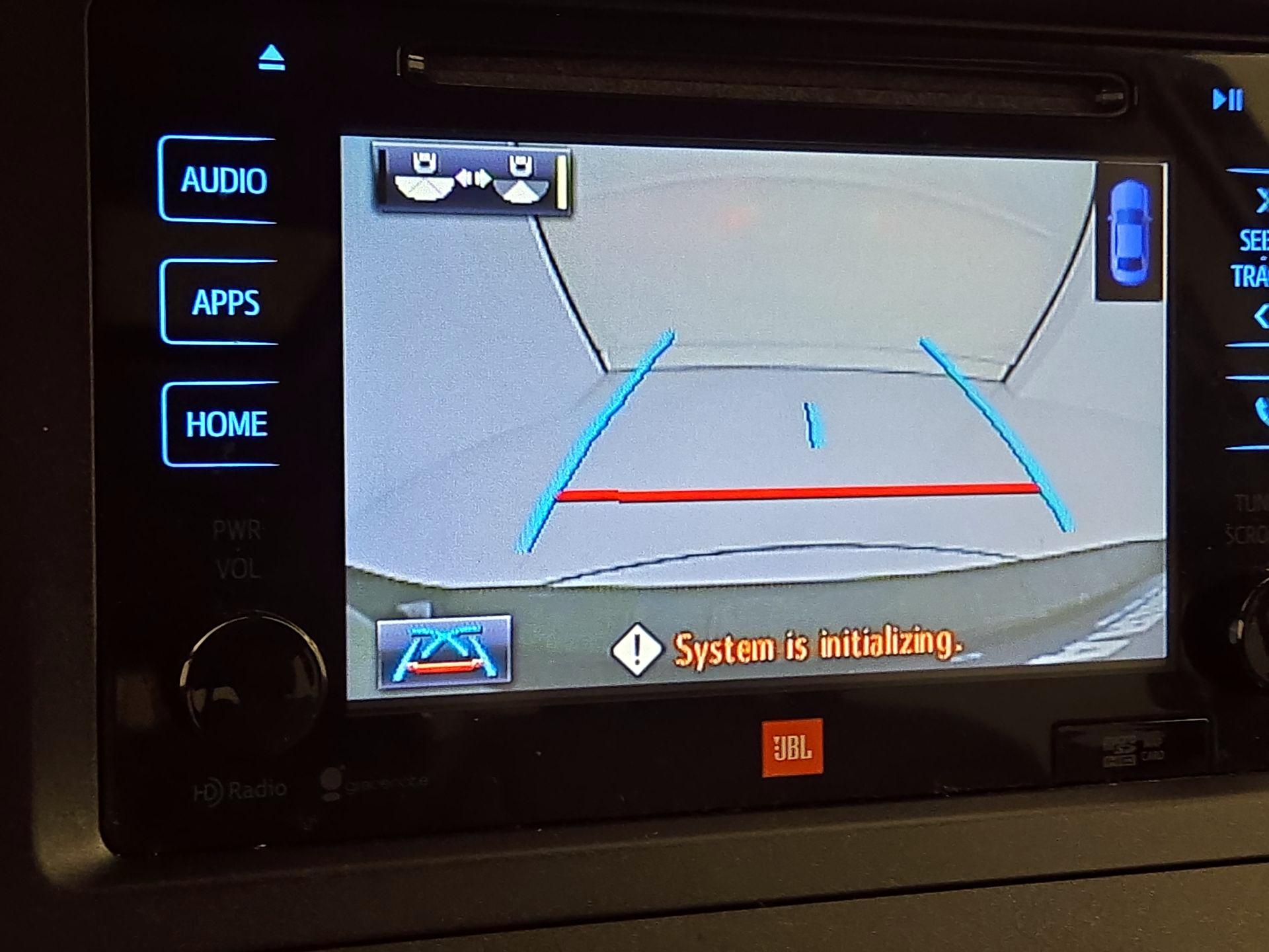 Thumbnail: 2015 Toyota Sienna - 15