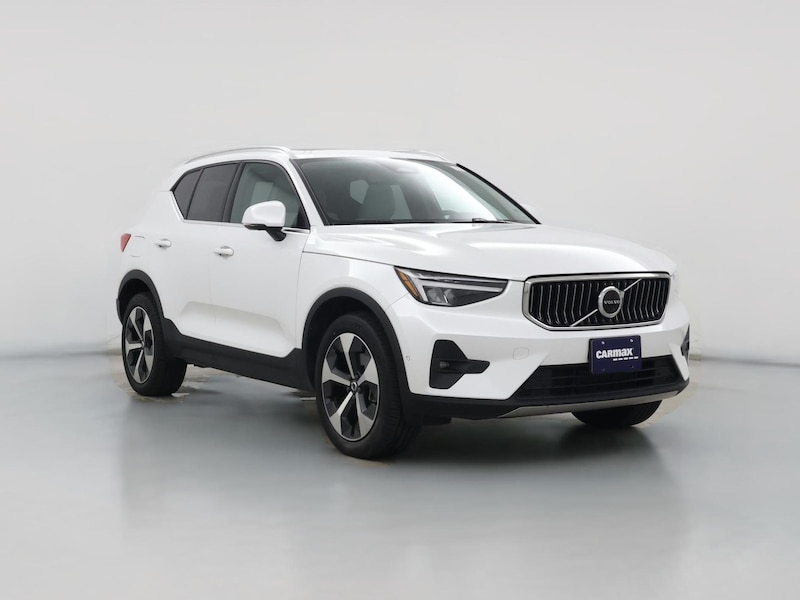 2023 Volvo XC40 B5 Plus -
                  Jacksonville, NC