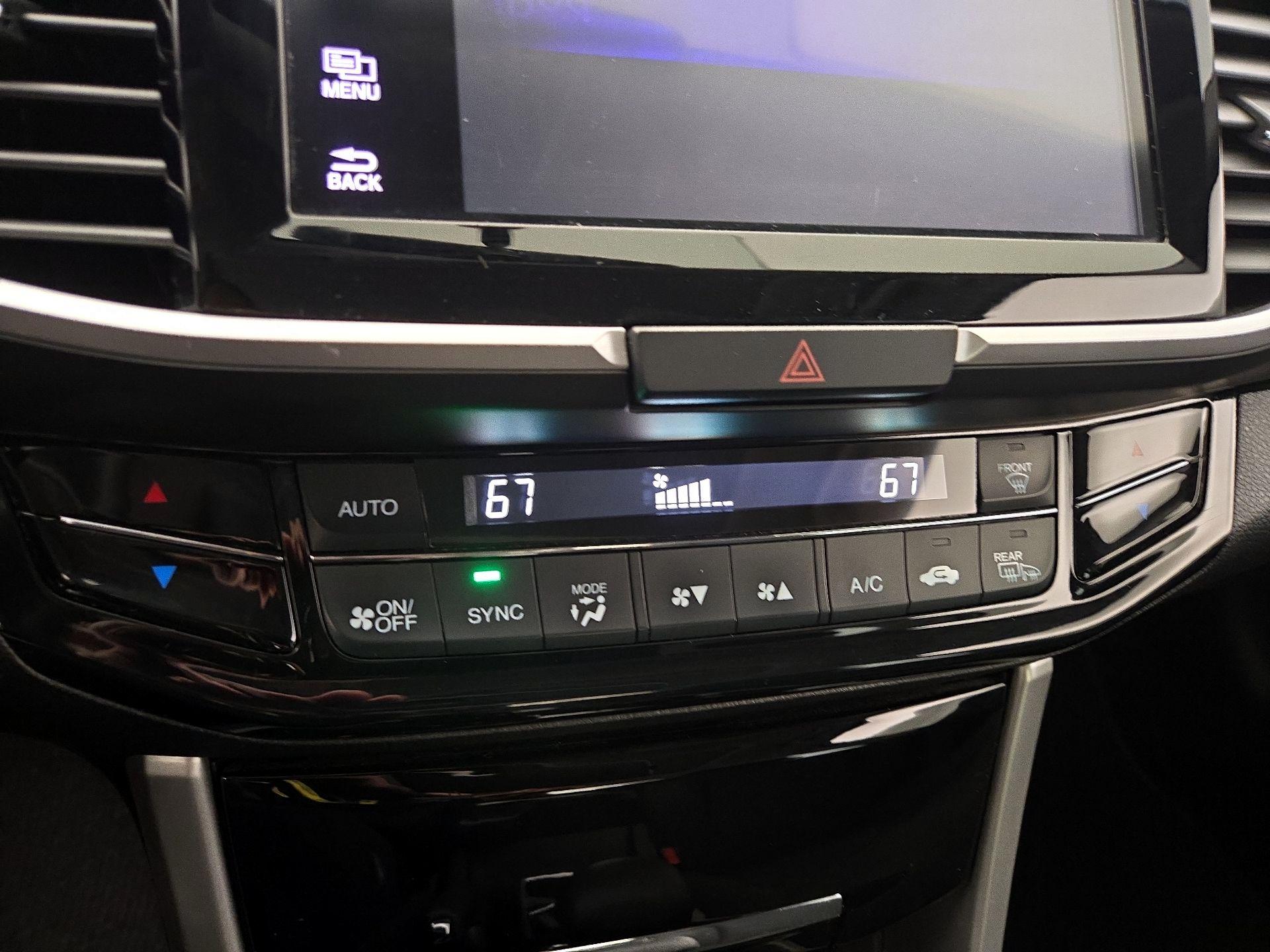 Thumbnail: 2016 Honda Accord - 16