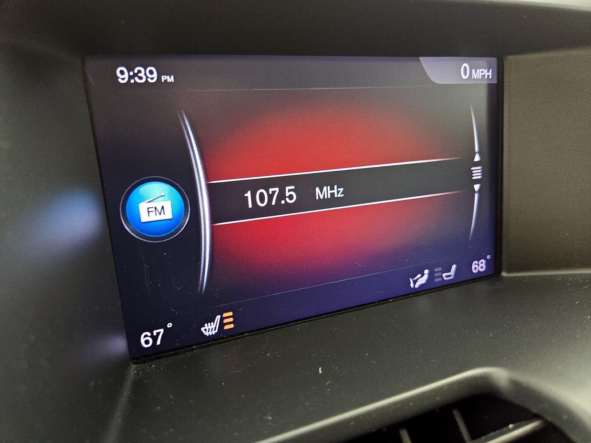 Thumbnail: 2017 Volvo XC60 - 16