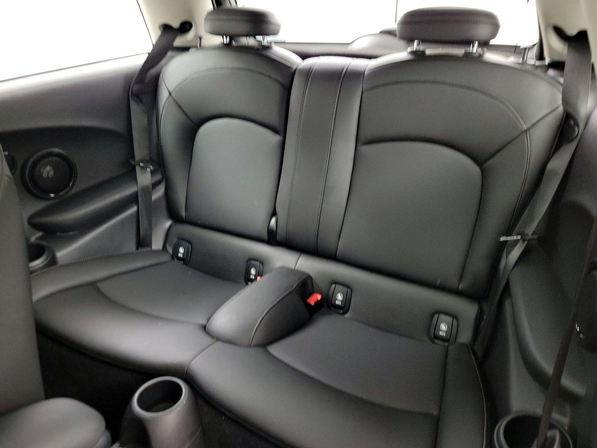 Thumbnail: 2020 MINI Cooper Hardtop - 20