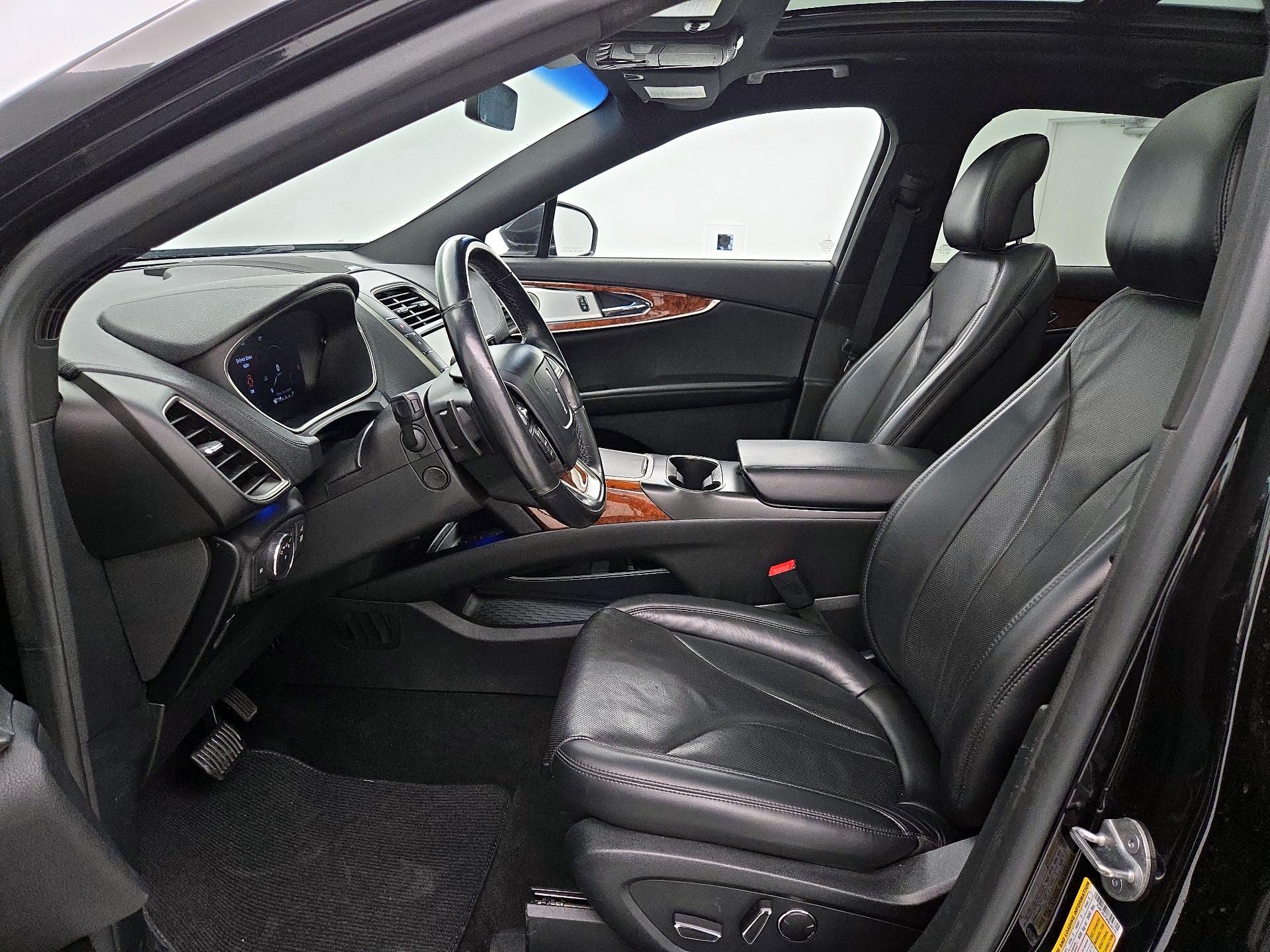 Thumbnail: 2019 Lincoln Nautilus - 11