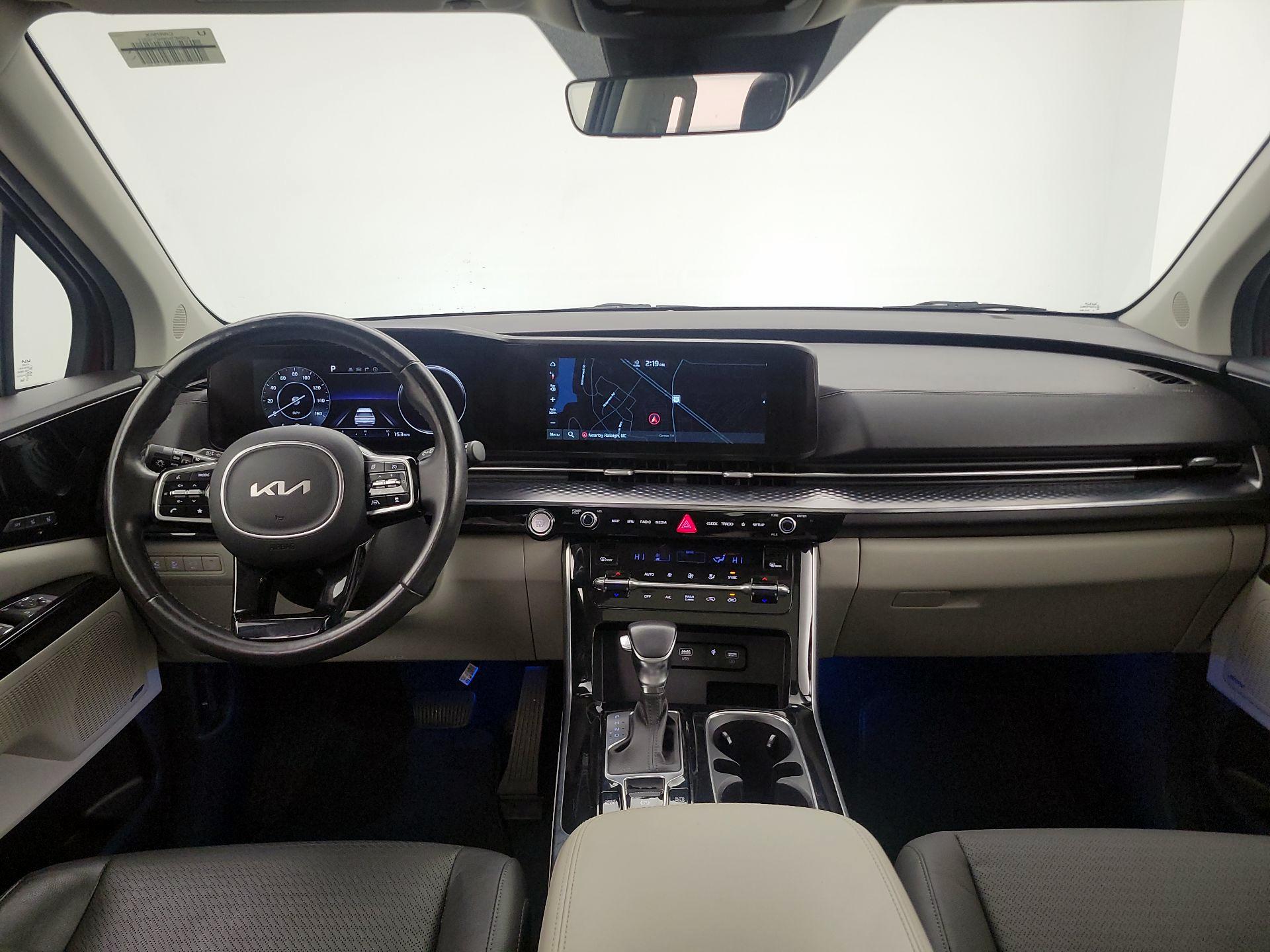 Thumbnail: 2022 Kia Carnival - 9