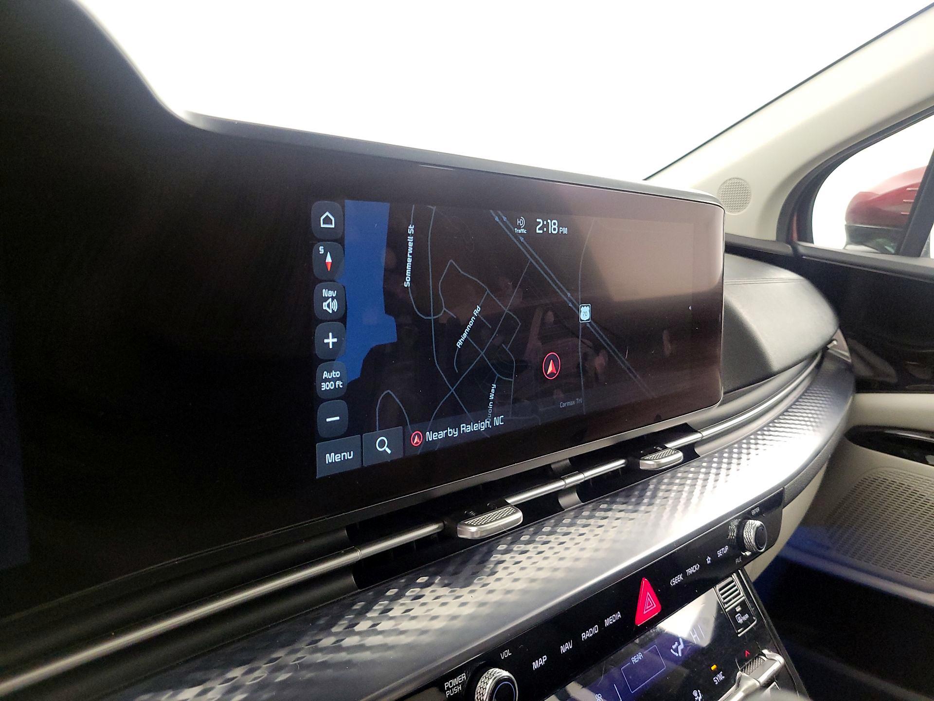 Thumbnail: 2022 Kia Carnival - 14